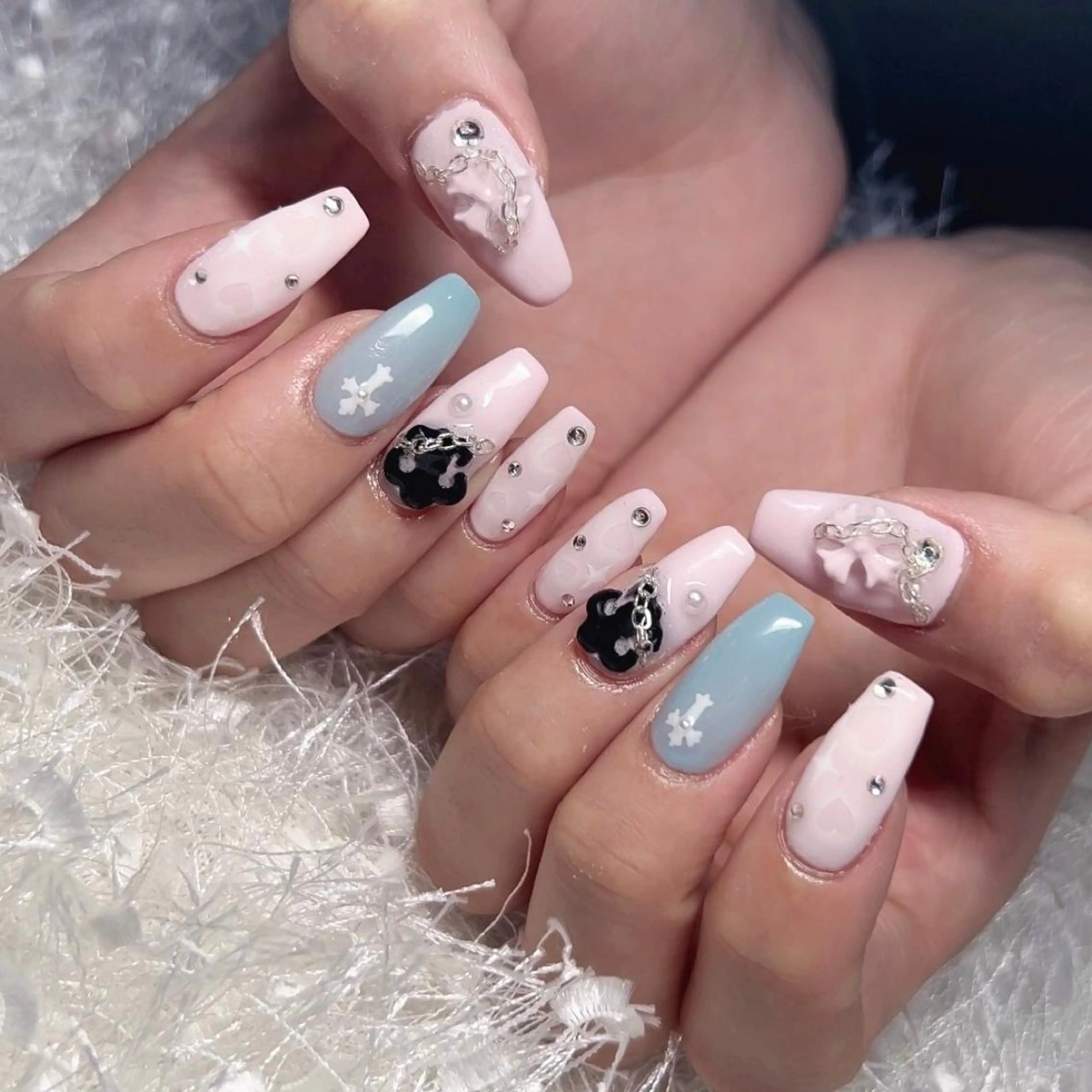 ネイル 長さ出し フレンチネイル ジェルネイル グラデーション 韓国ネイル ハンドネイル Nail&eye Belire 新宿のネイルデザイン