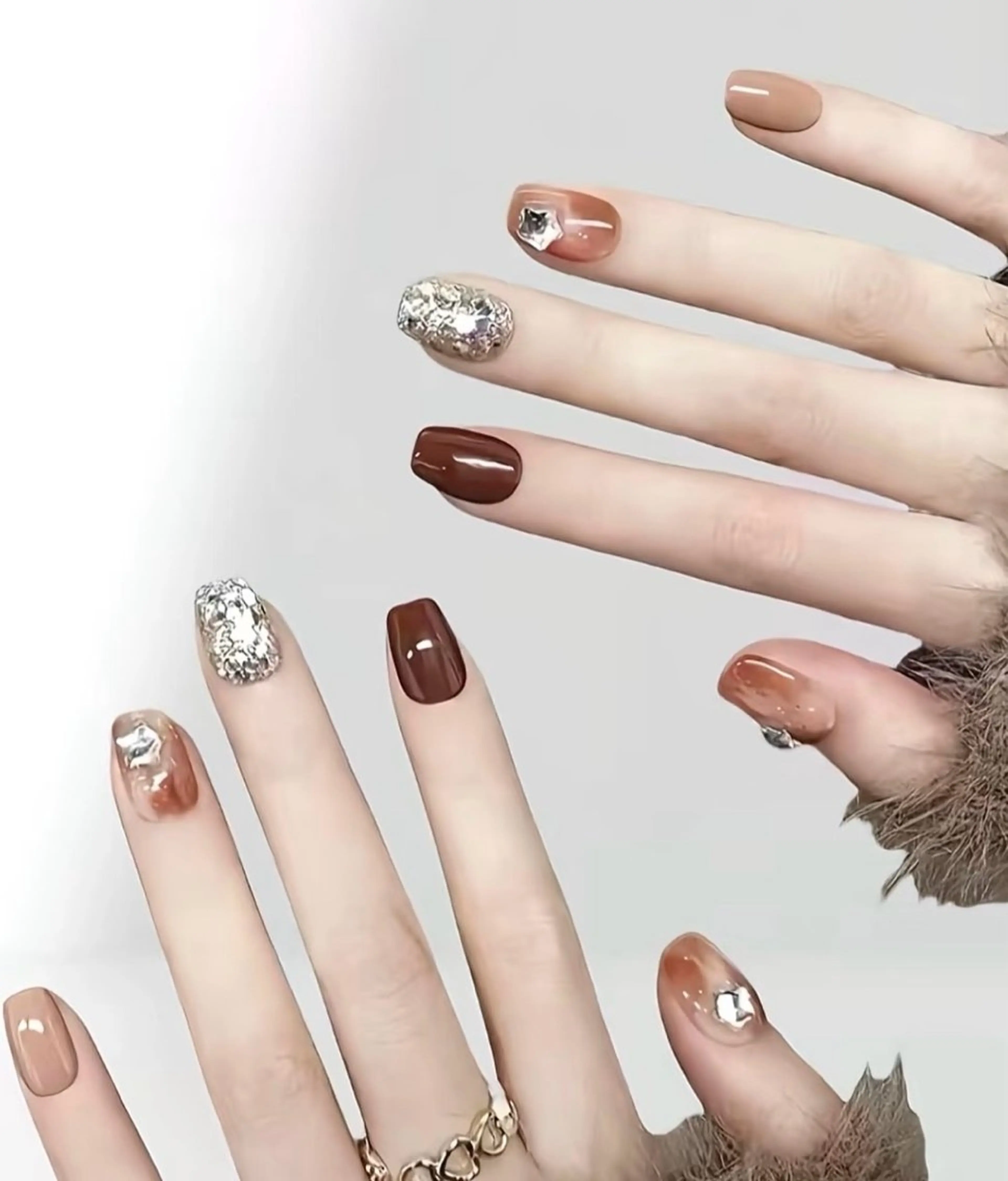 ネイル 高木 維麗絲のネイルデザイン