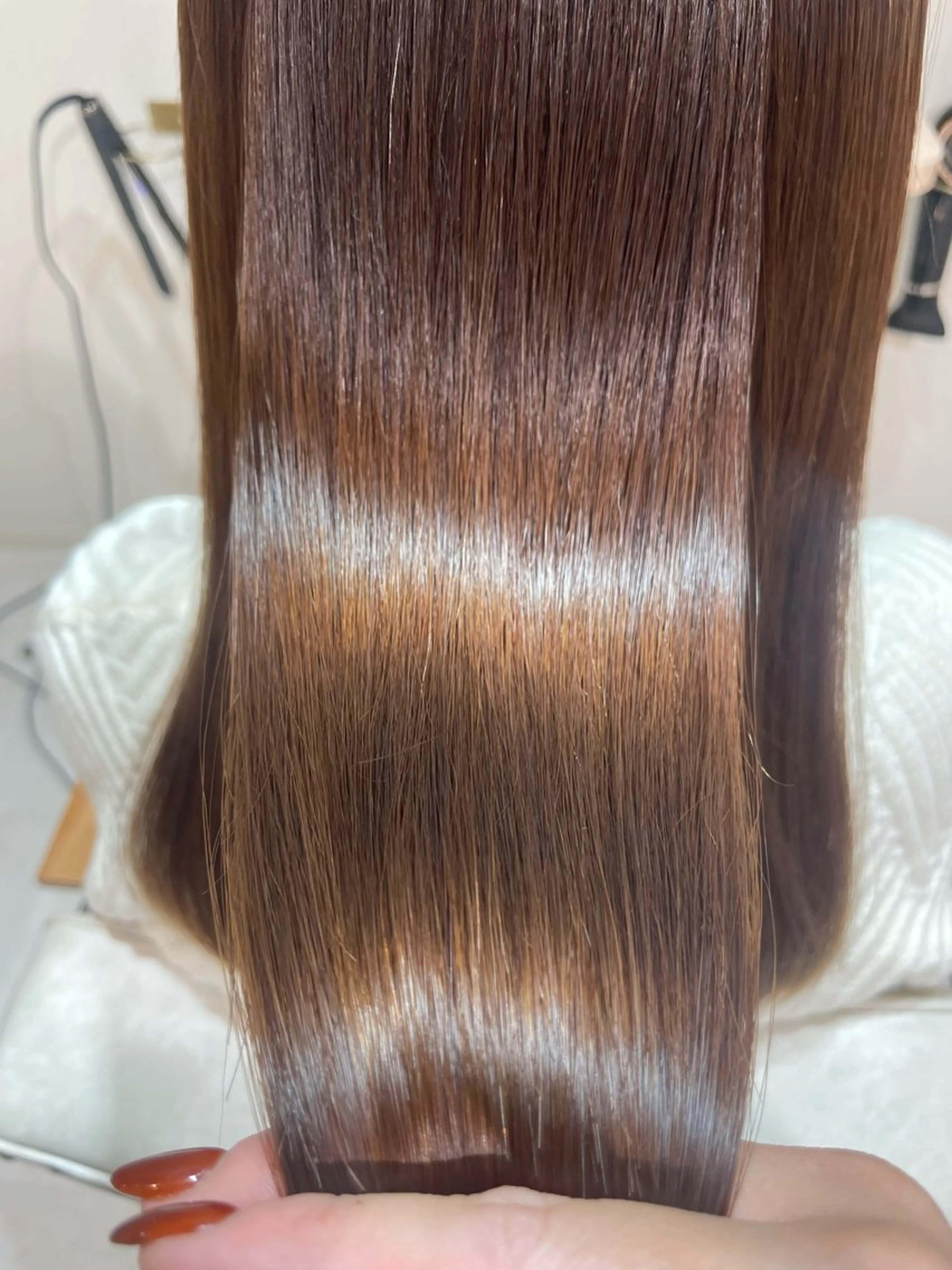 ロング パーマ ストレートパーマ 目見田 茜のヘアスタイル