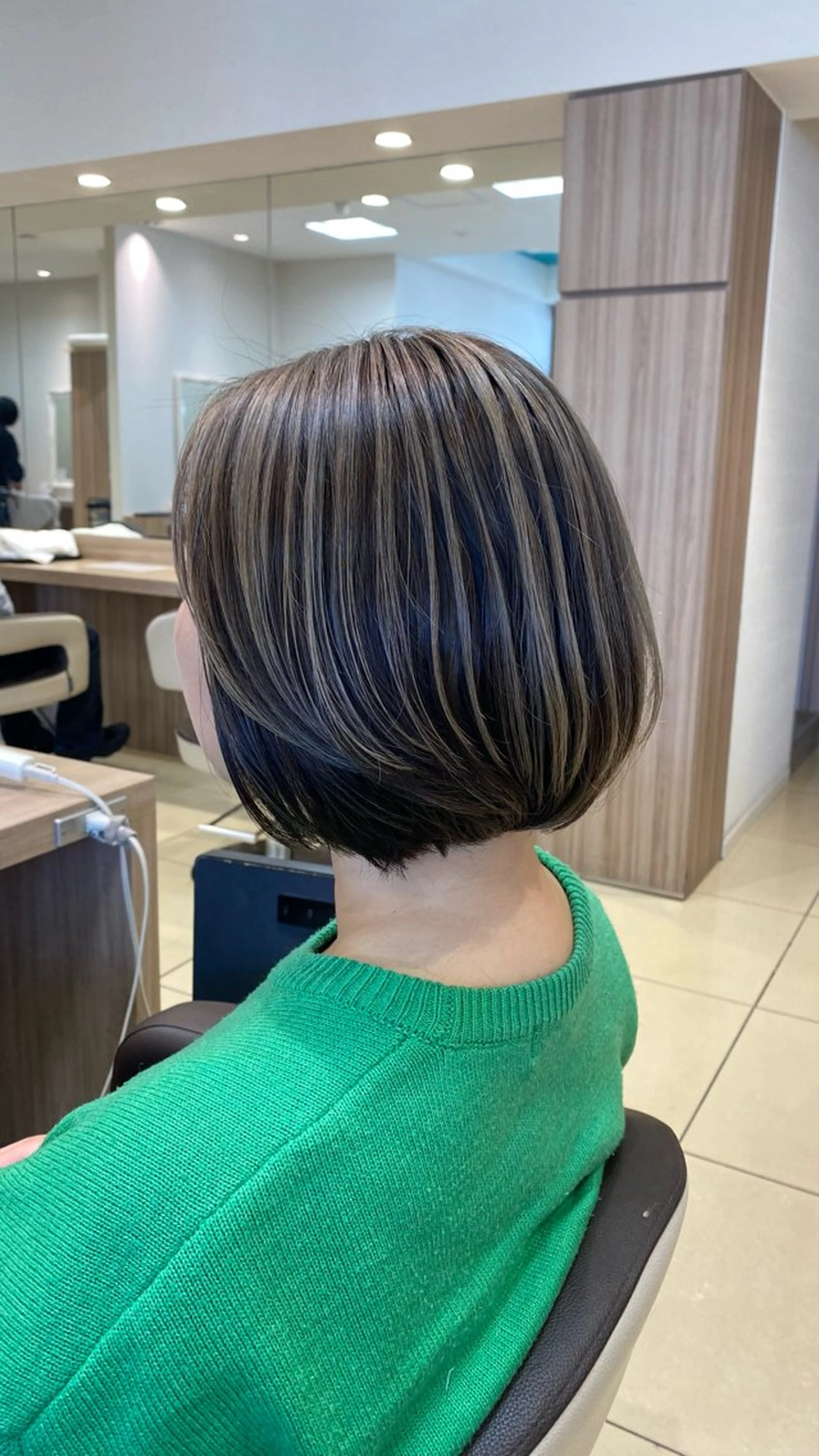 ミディアム カラー ブリーチ カット ヘアカラー トリートメント 透明感カラー/ 松井克樹のヘアスタイル