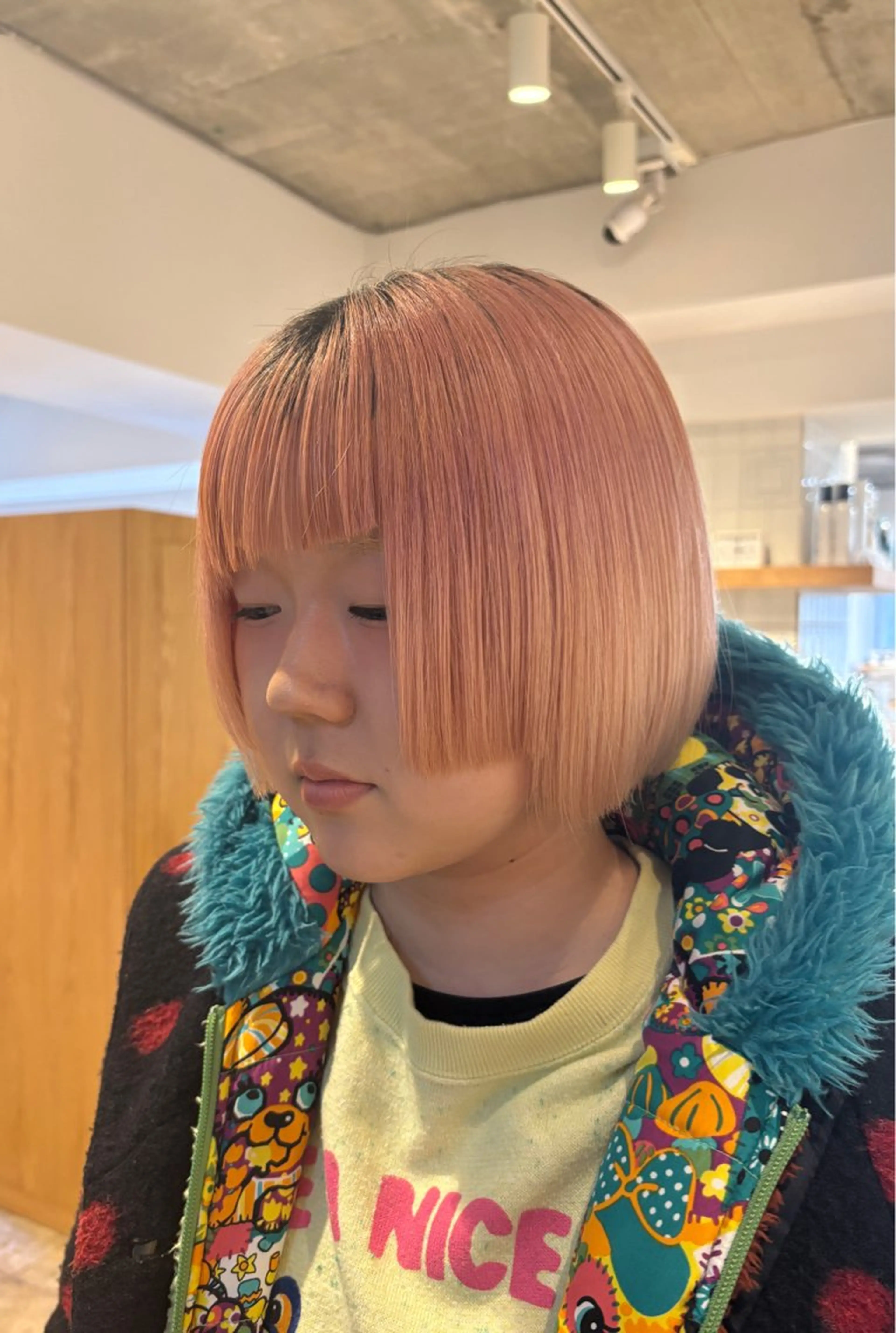 ショート カット 西片 麻那のマツエク・マツパデザイン