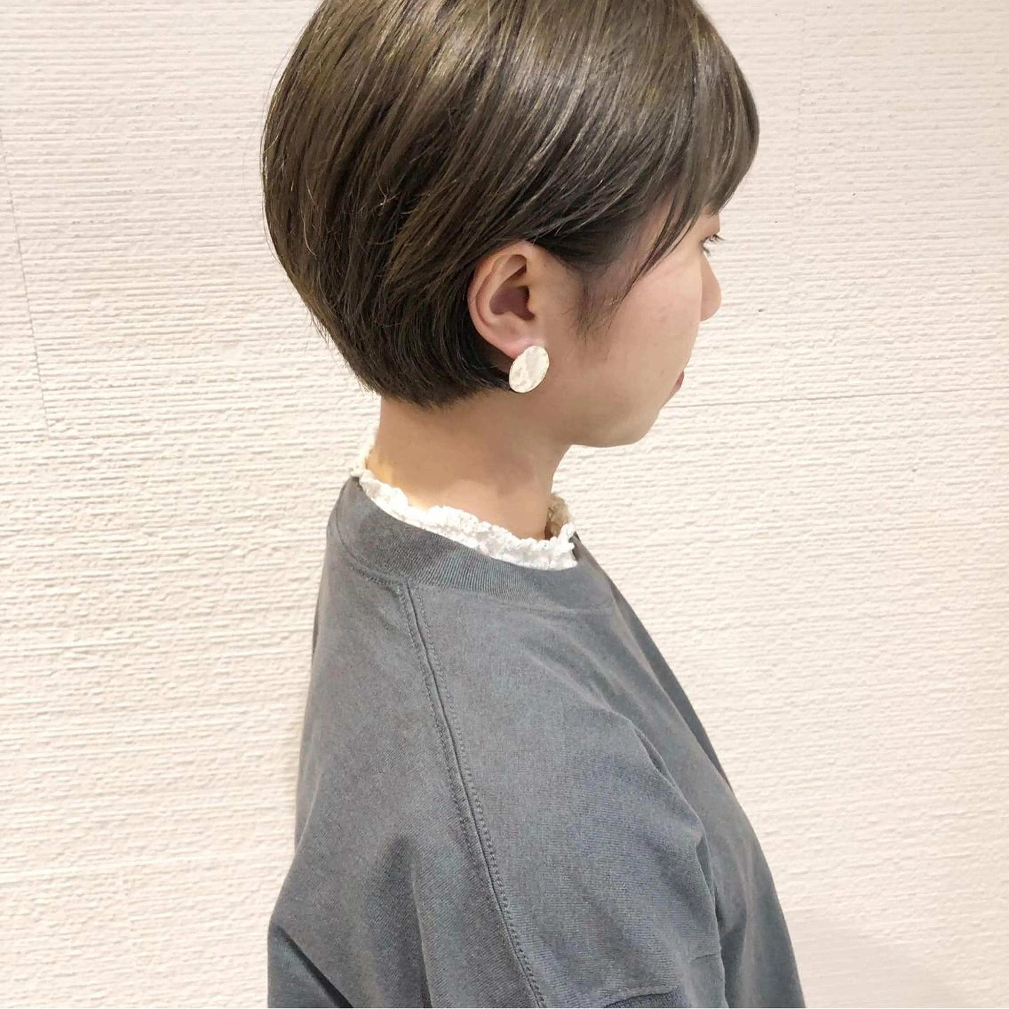 ショート カラー 三鷹で1番ショート ボブをカットする新谷のヘアスタイル