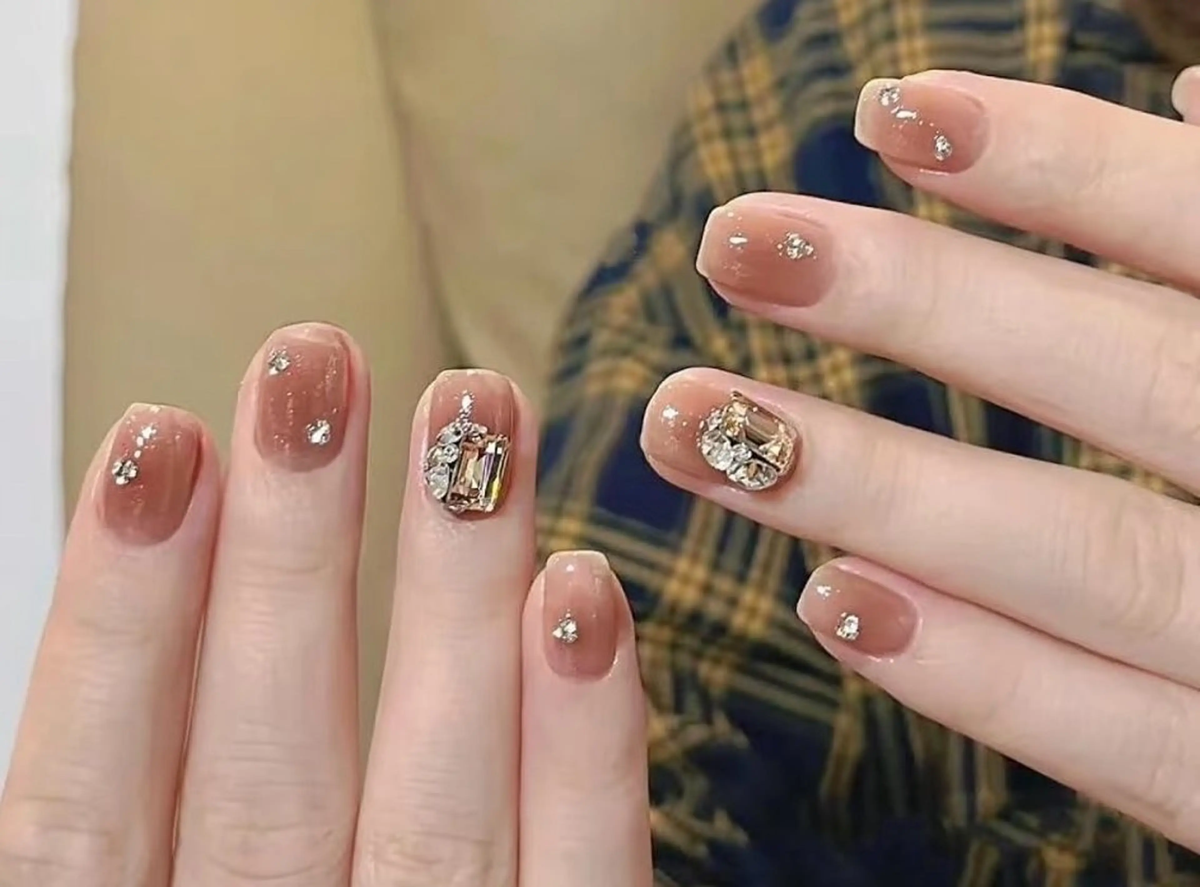 ネイル 高木 維麗絲のネイルデザイン