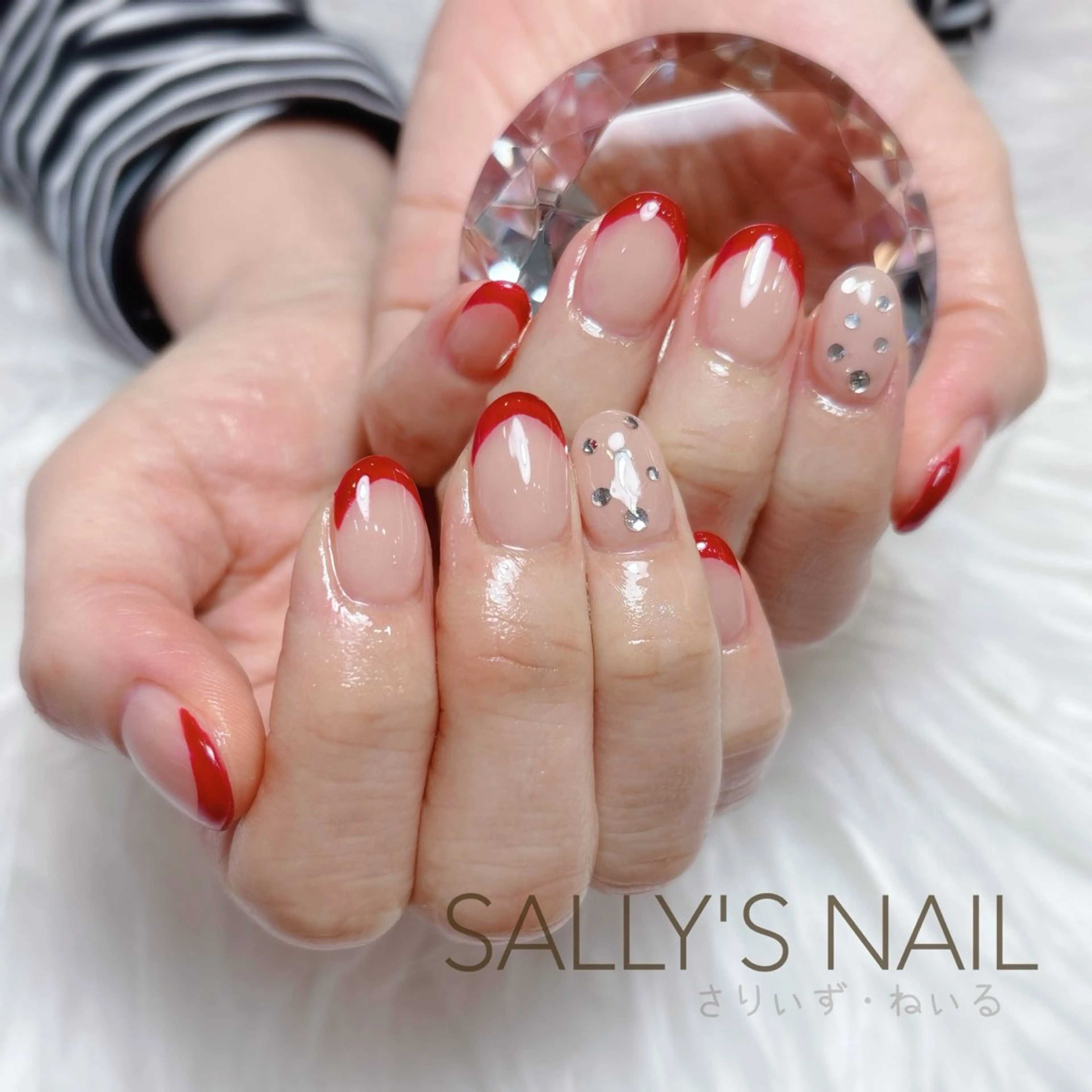 ショート 野村 リサのネイルデザイン