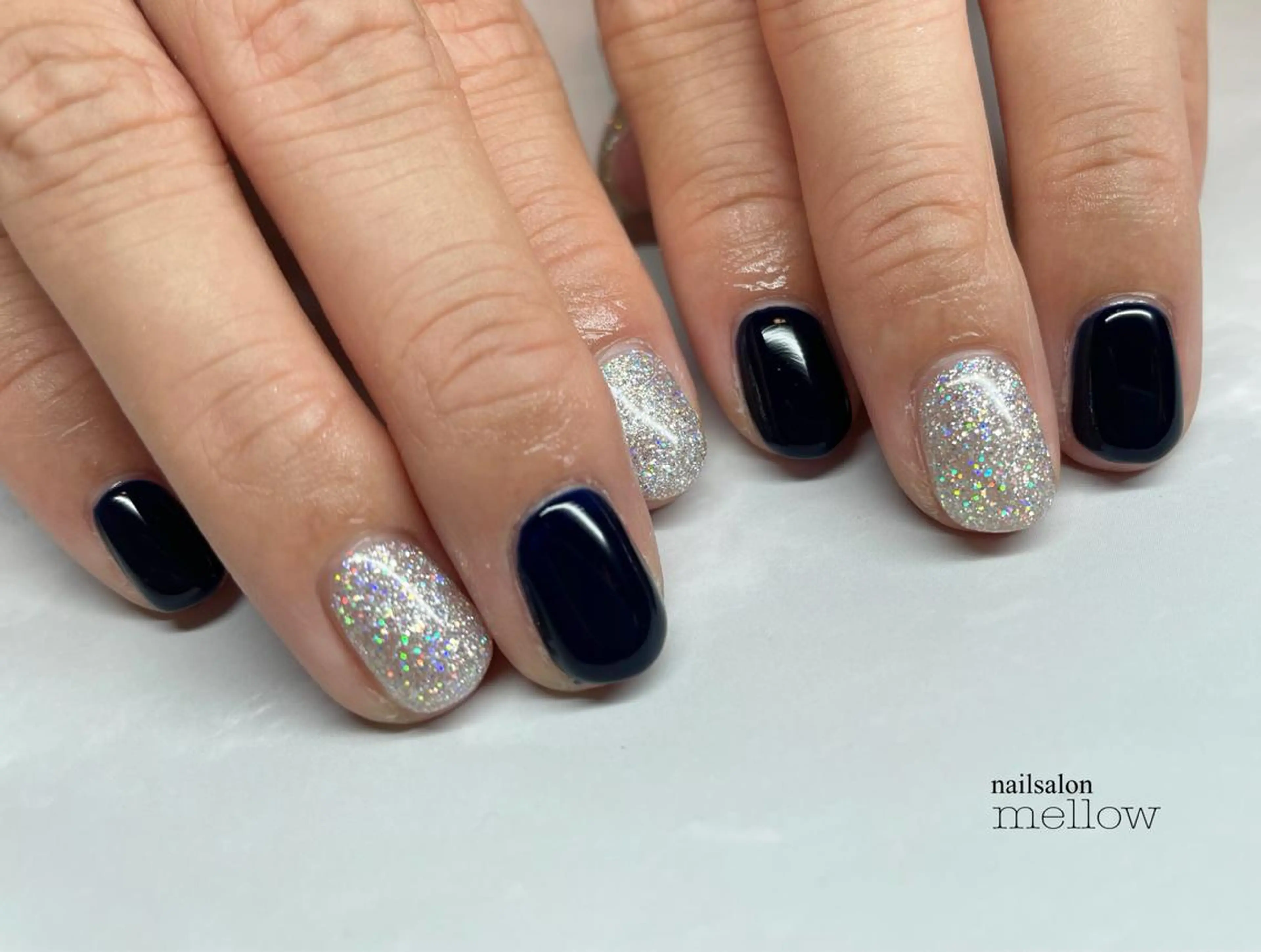 ネイル ラメ(グリッター) ネイビー シルバー 大山 浩美のネイルデザイン