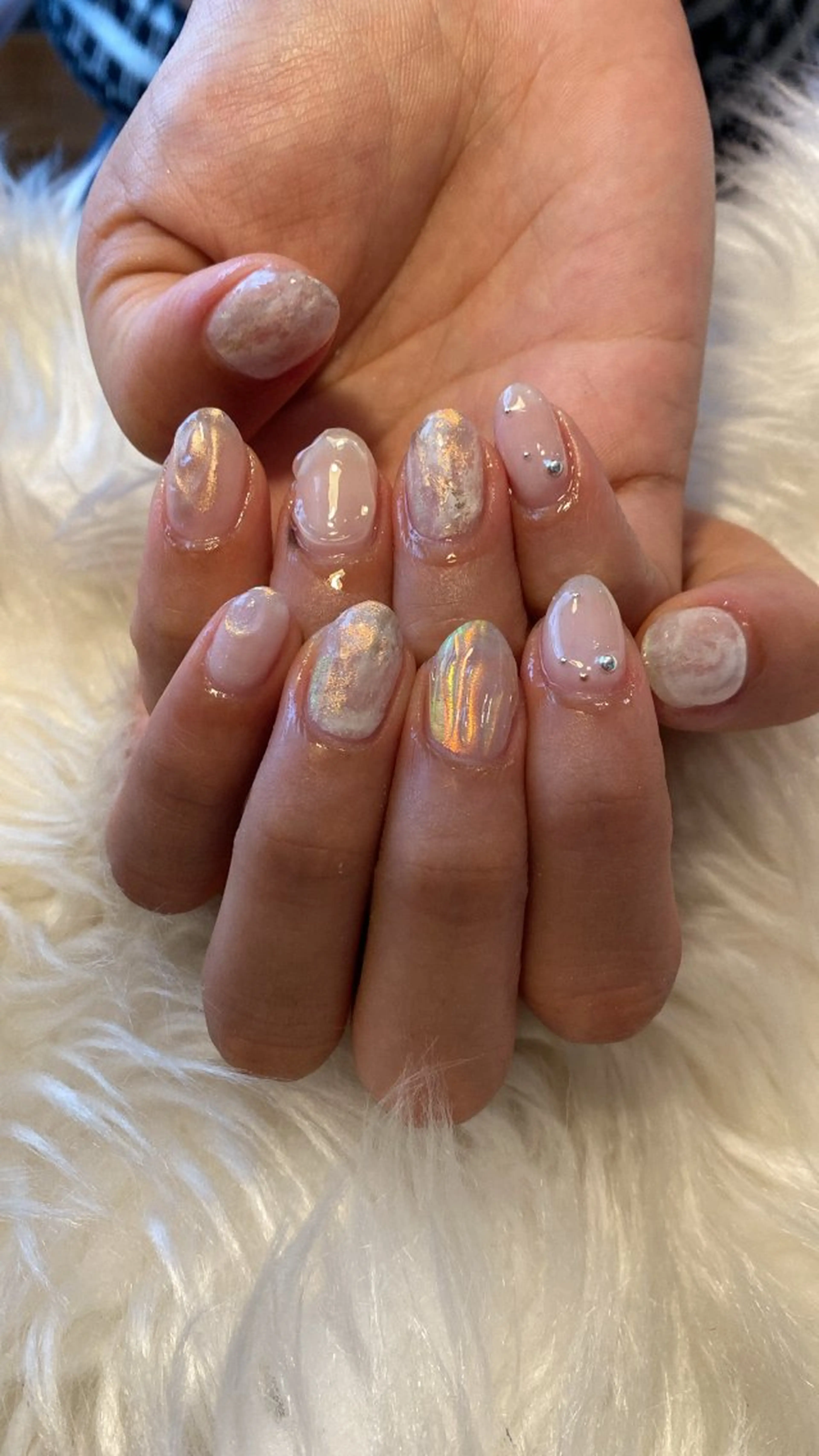 ネイル crystal ⭐︎ colorのネイルデザイン