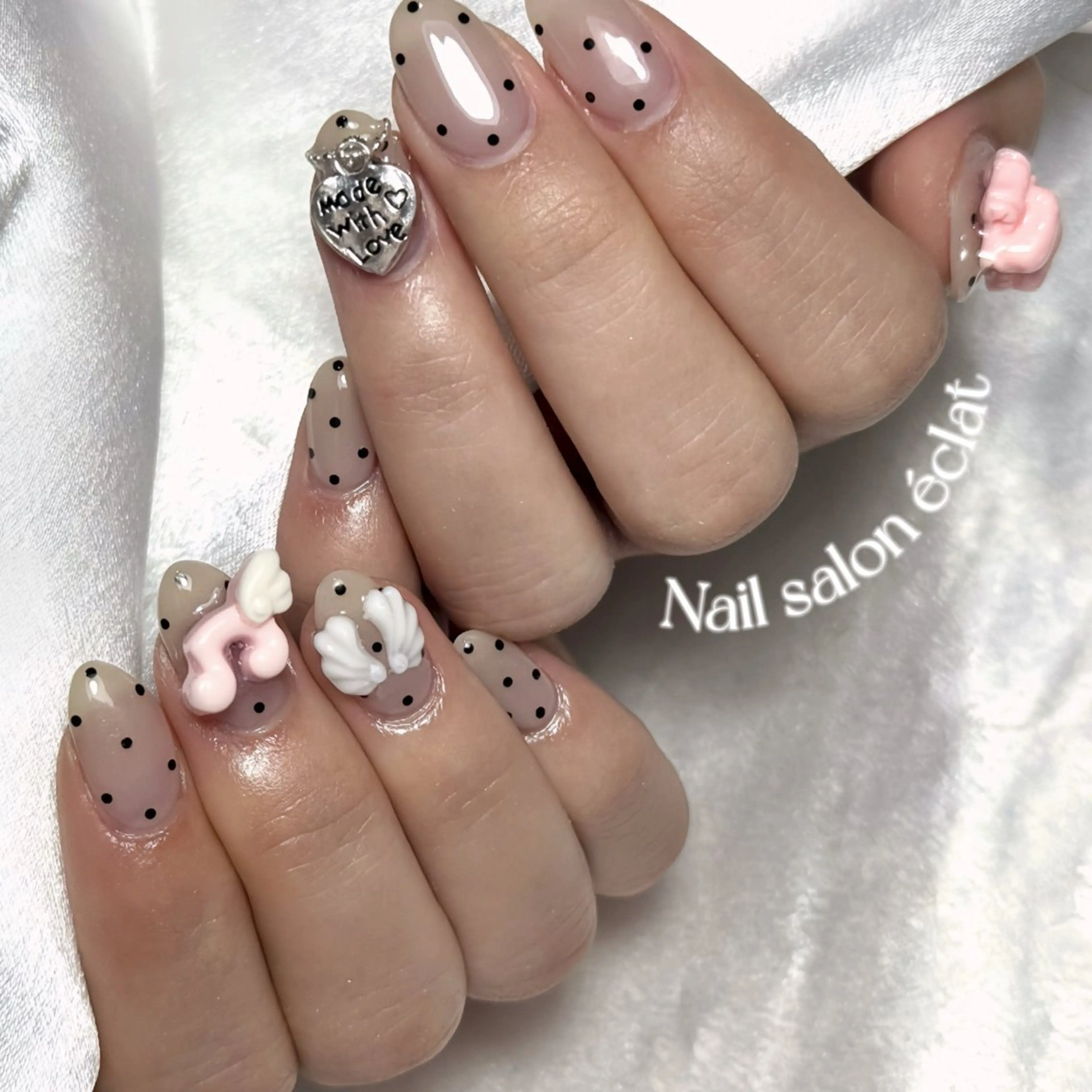 ネイル ハンドネイル éclat ⸝꙳.⋆ 栄｜矢場町のネイルデザイン