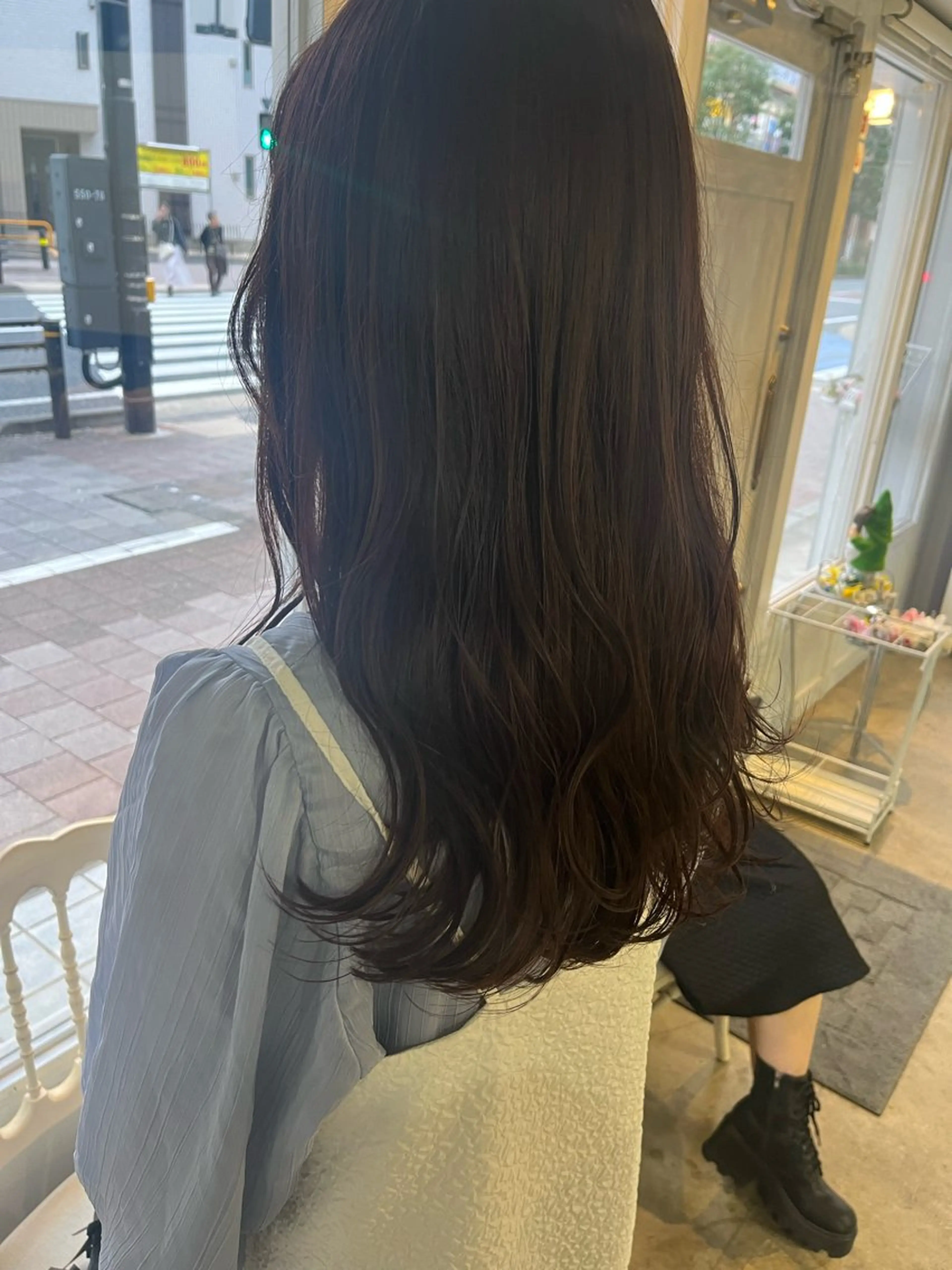 セミロング カラー カット ヘアカラー トリートメント 暗髪ツヤ感カラー🌼 いしいゆうこのヘアスタイル