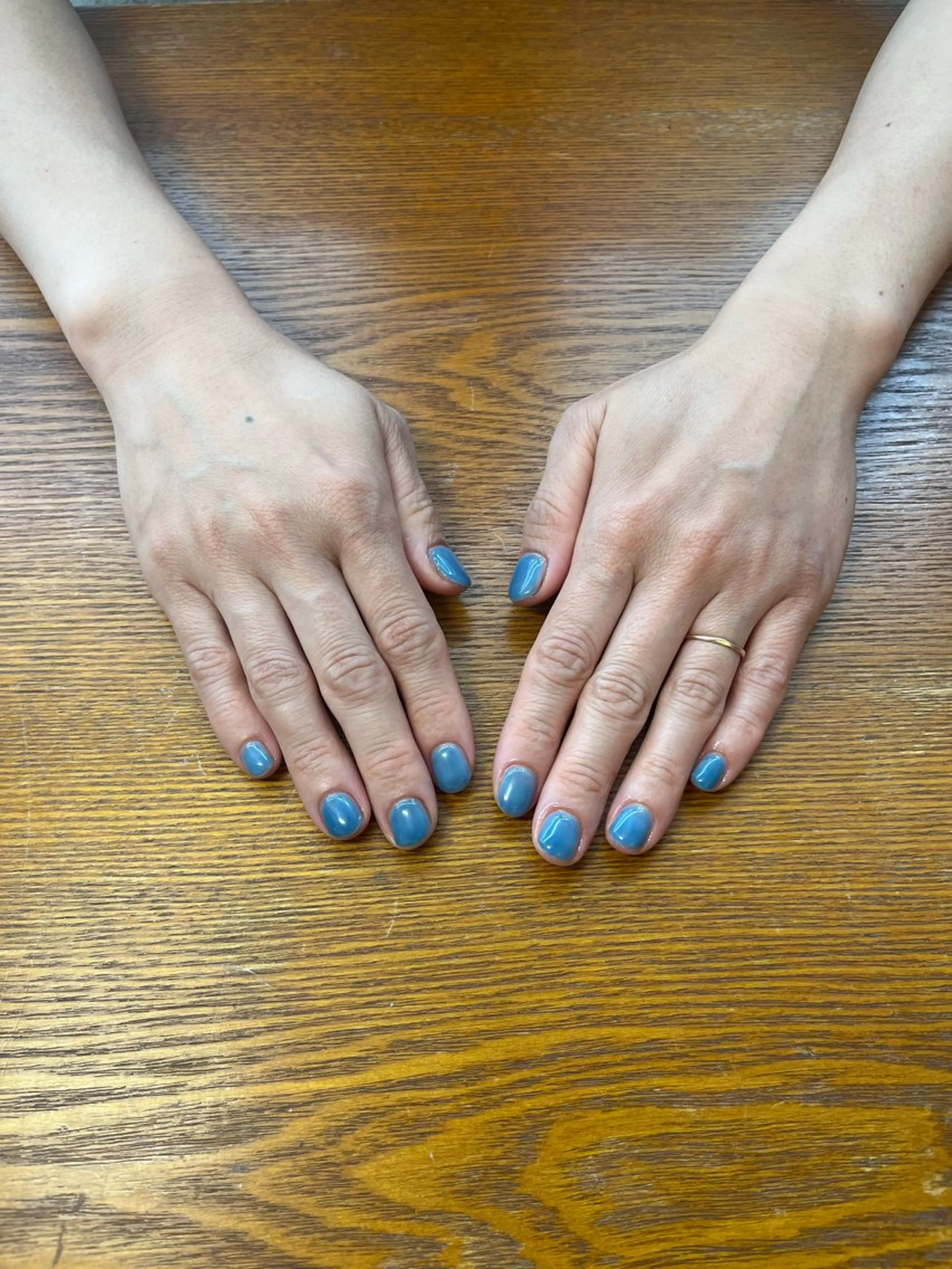 ネイル ワンカラーネイル 羽兼 楓夏の眉毛・アイブロウイメージ