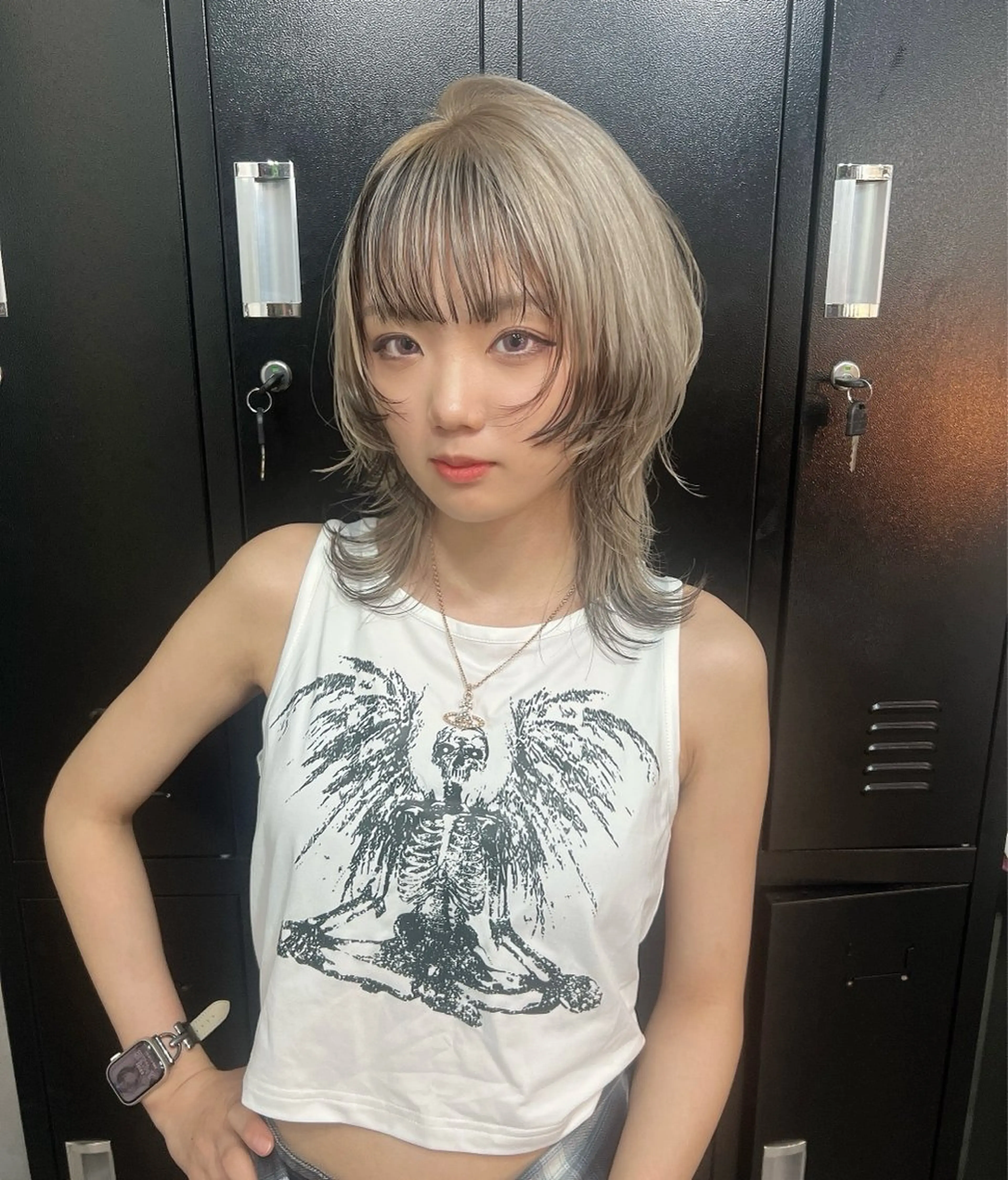 セミロング 顔まわりレイヤー 顔周りカット ハッシュカット 韓国風ヘア レイヤーカット ブリーチ/ウルフ ハッシュカット/石山のヘアスタイル