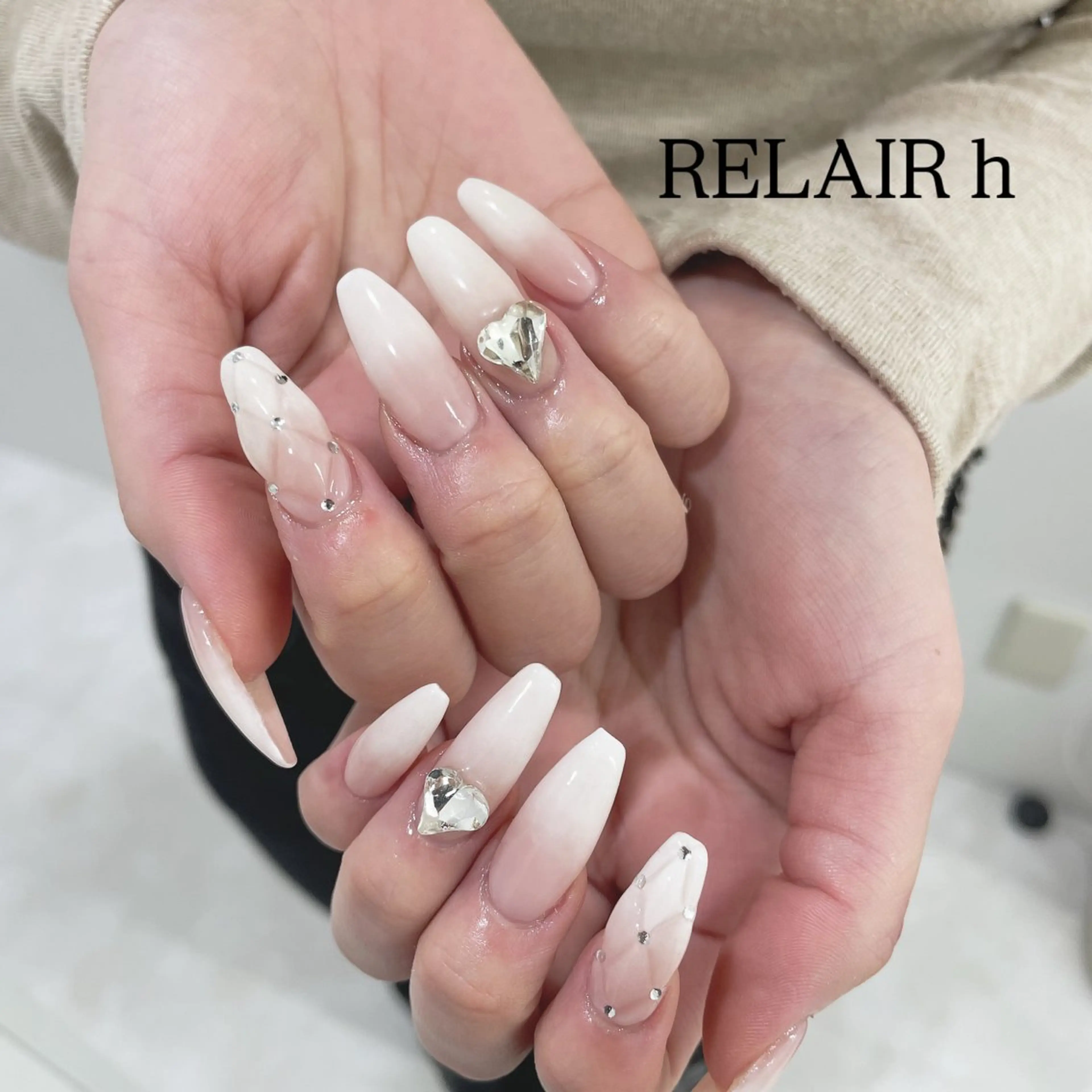 🕊️ 4月期間限定持ち込みネイル 🕊️10本長さだし有【持ち込みOK／つけ放題】の写真