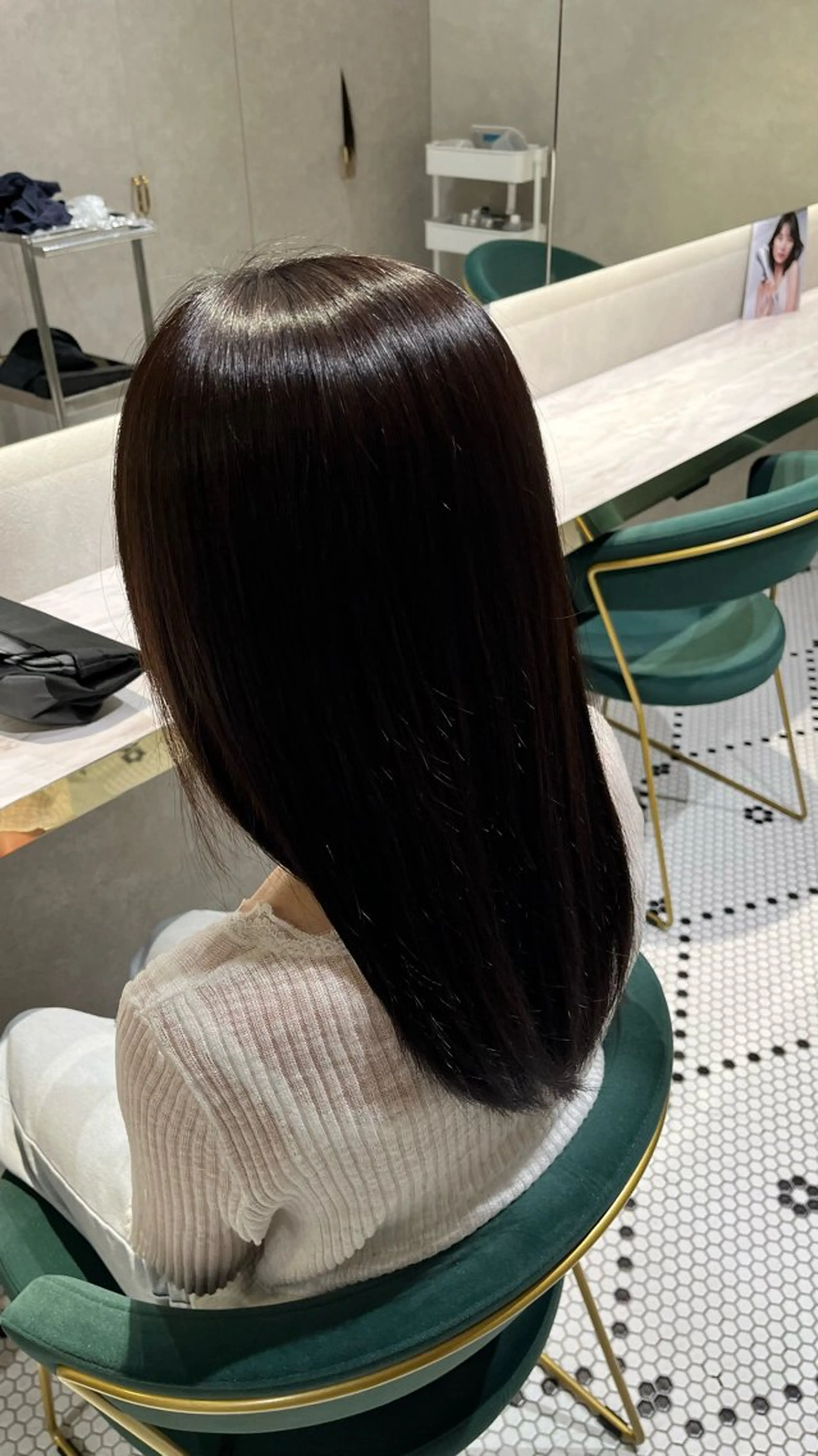 ロング カラー 新宿/ヘアカラー AiNAのヘアスタイル