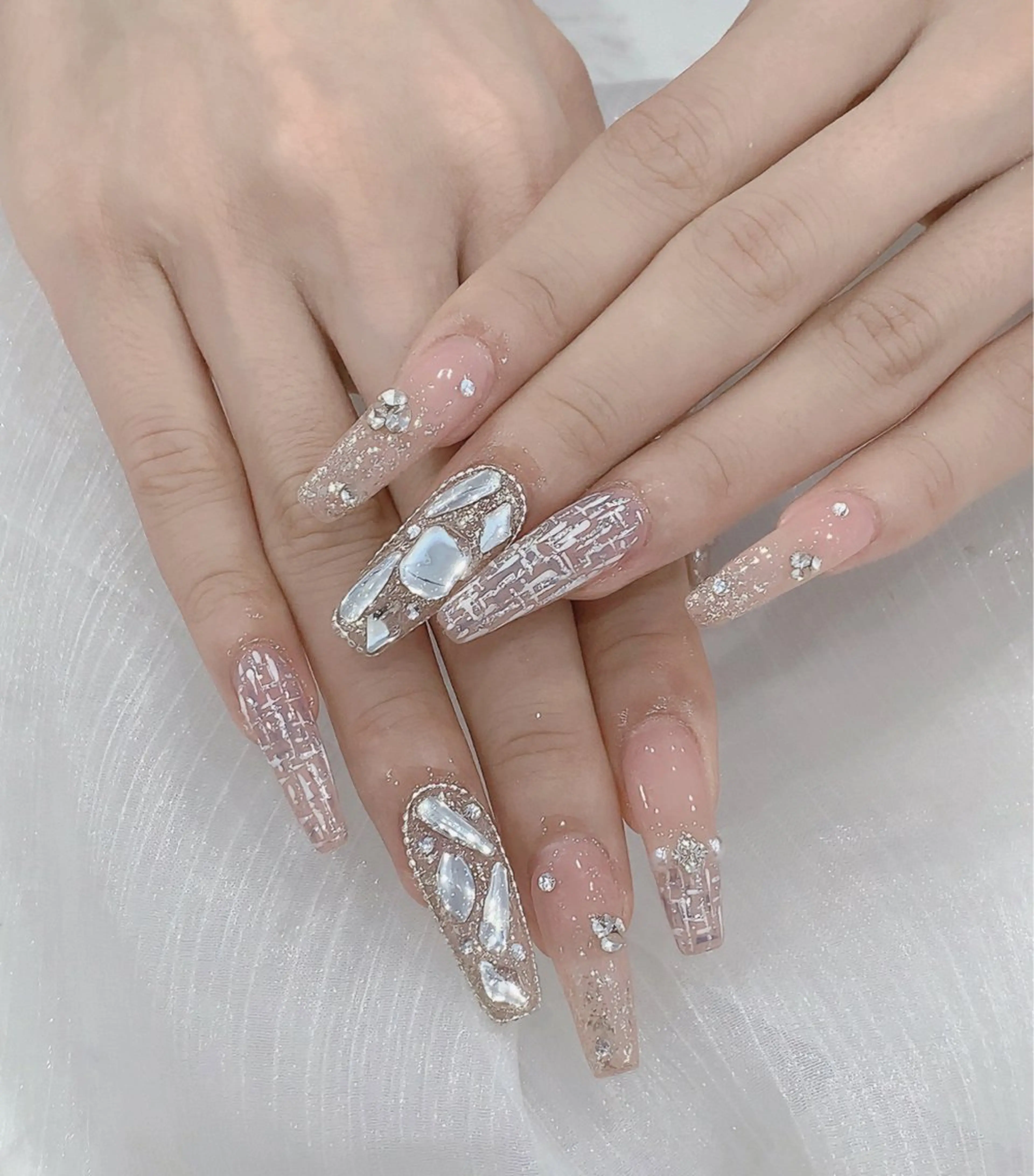 ネイル ハンドネイル ハンドケア Sachi Nail上野のネイルデザイン