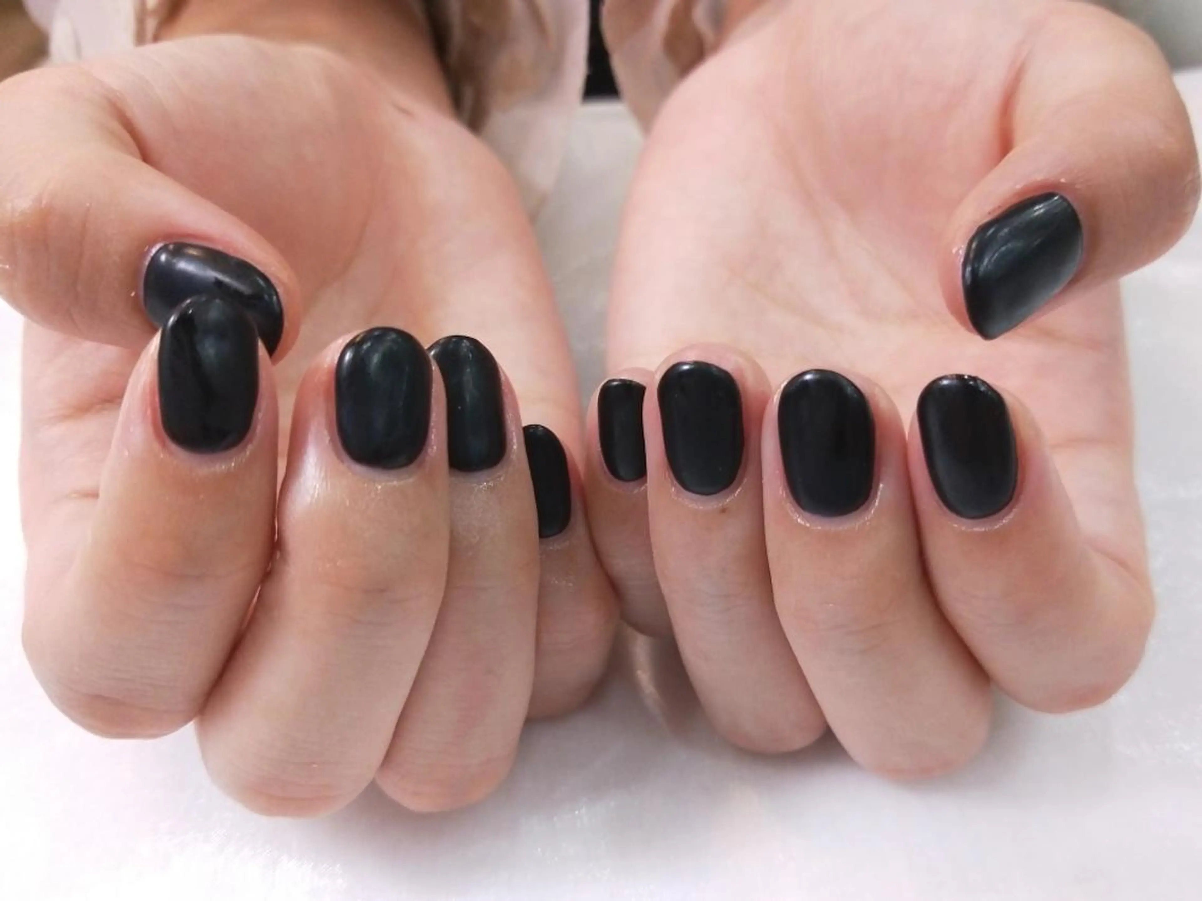 ネイル ハンドネイル ハンドケア R'well所属・はばすみれ🎀ﾈｲﾙ 光ﾌｪｲｼｬﾙ ﾍｱのネイルデザイン