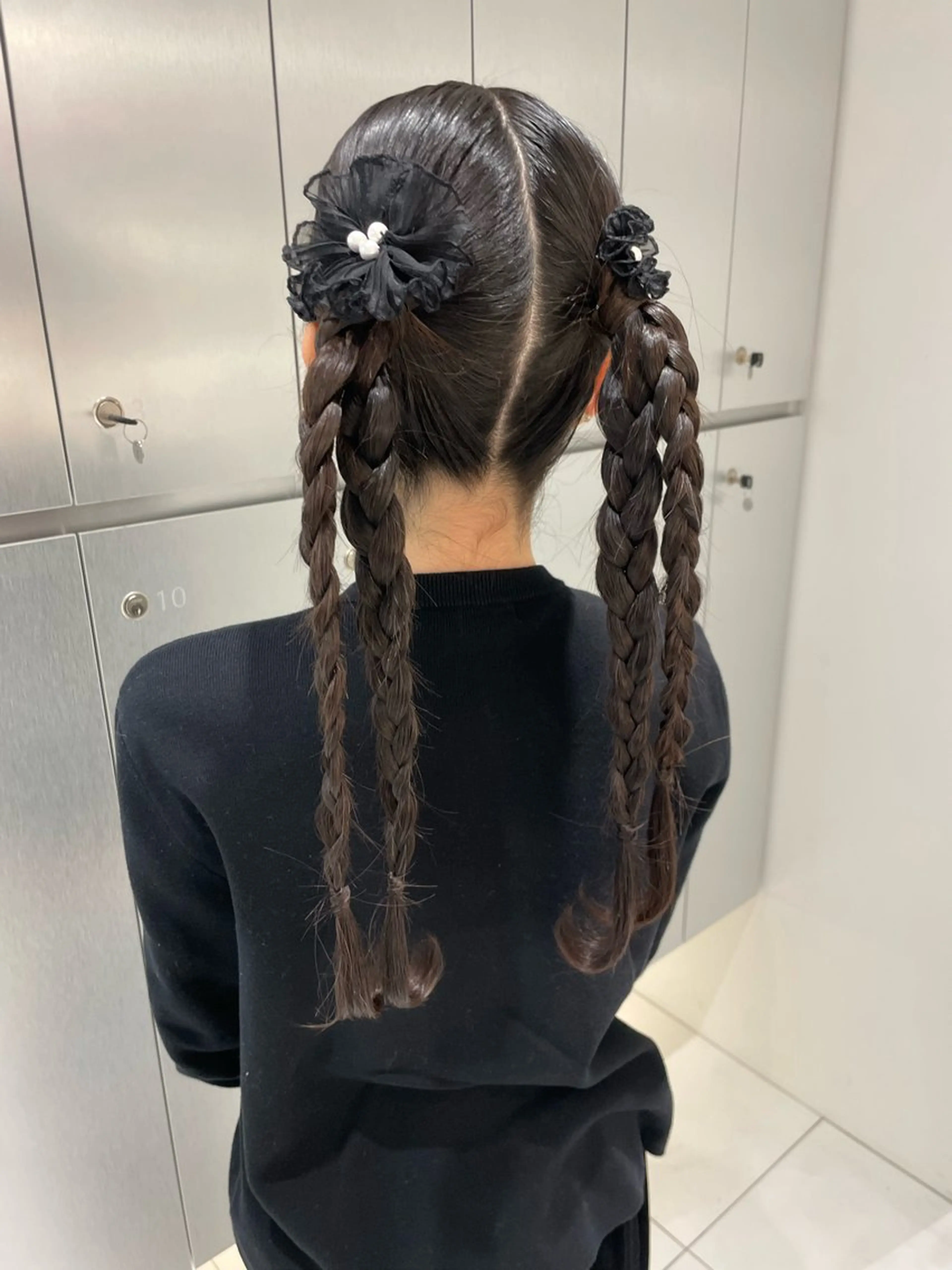 ヘアアレンジ ツインテール 結婚式・ブライダル 三つ編み ヘアセット ヘアセット🎀耳つぼ 👂💎MONAMIのヘアスタイル