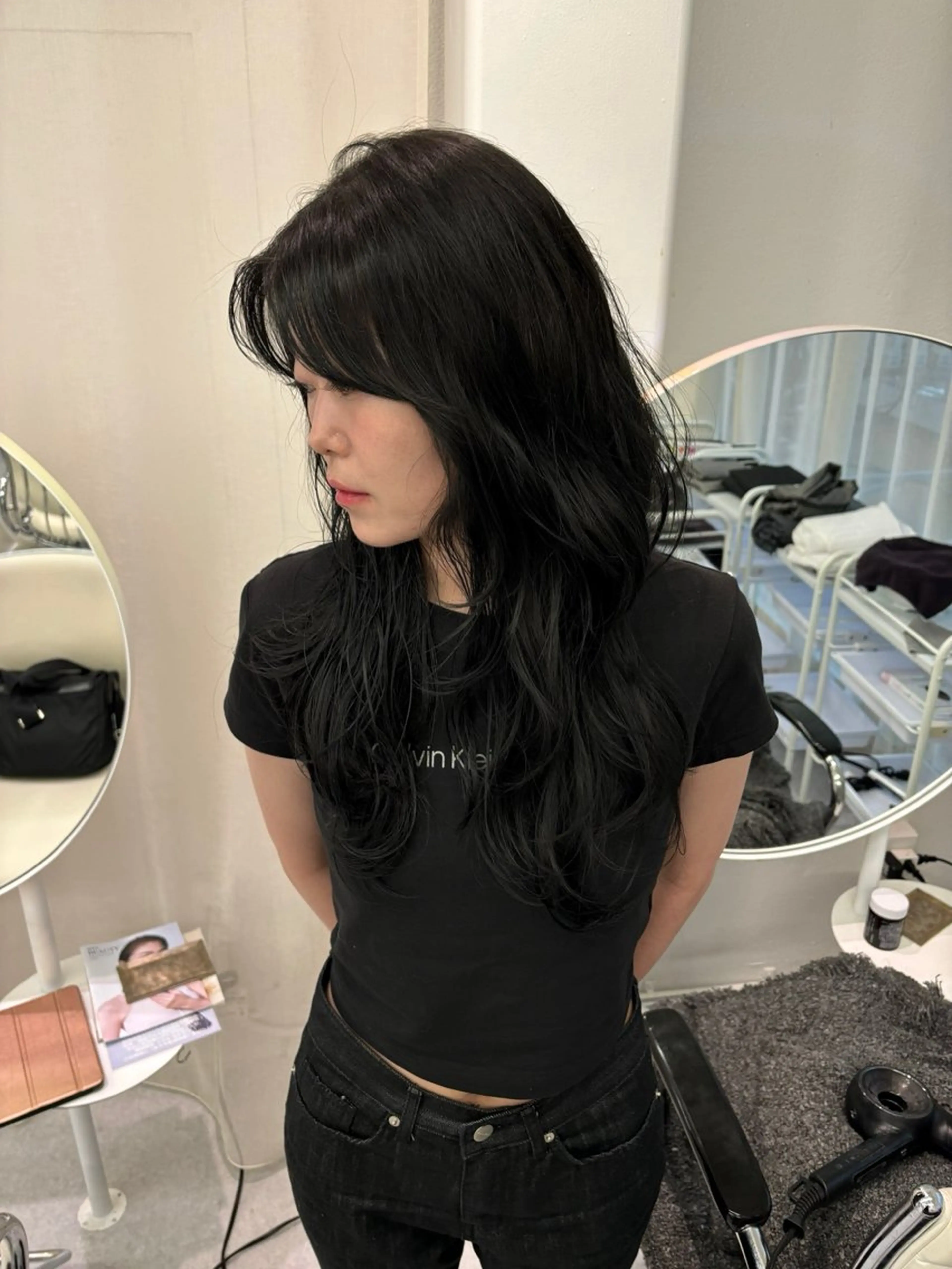 ロング カラー ブルーカラー レイヤーカット カット ヘアカラー トリートメント レイヤーカット🎀 kanaのヘアスタイル