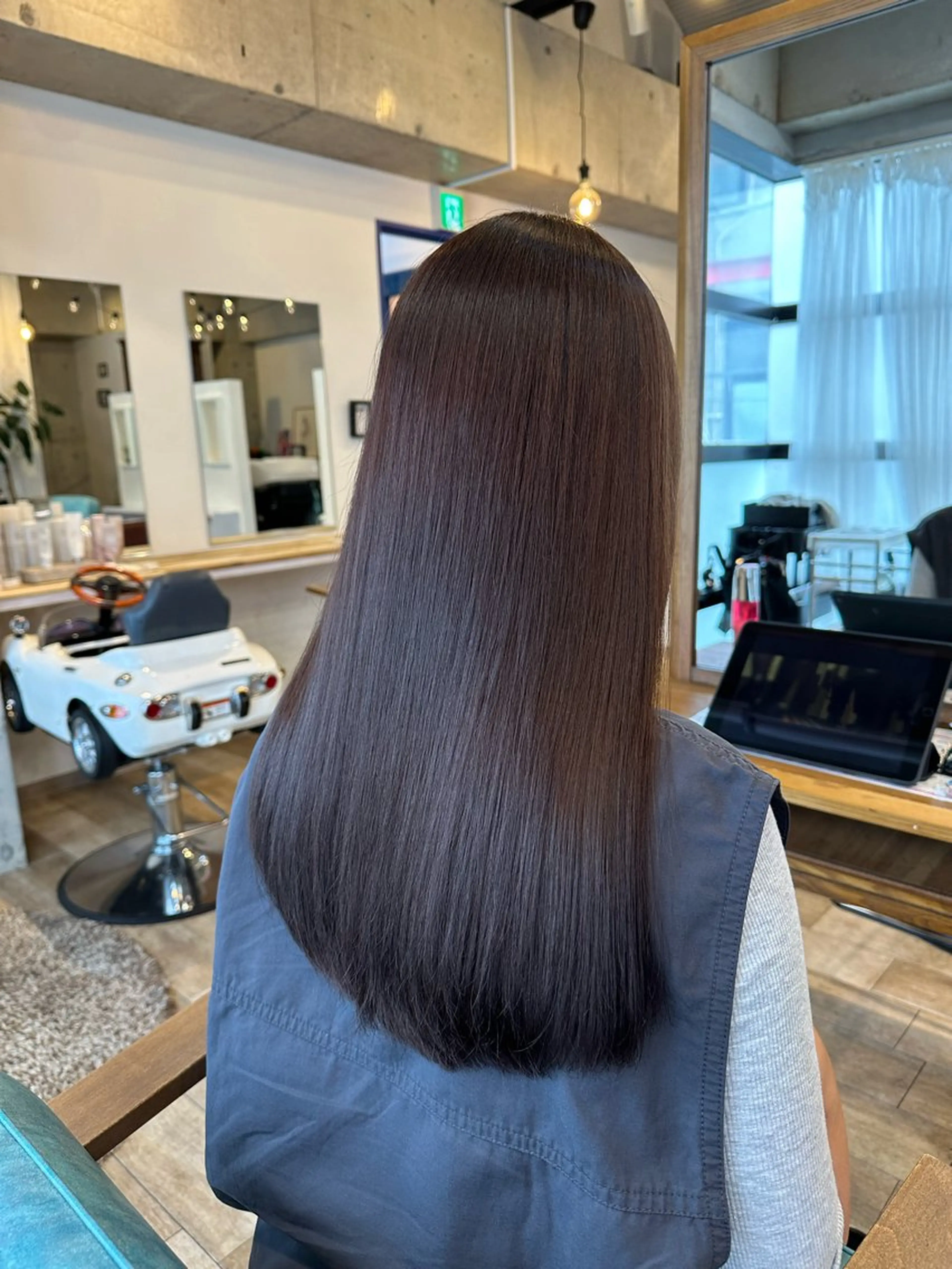 ロング カット トリートメント Liere YUMAのヘアスタイル