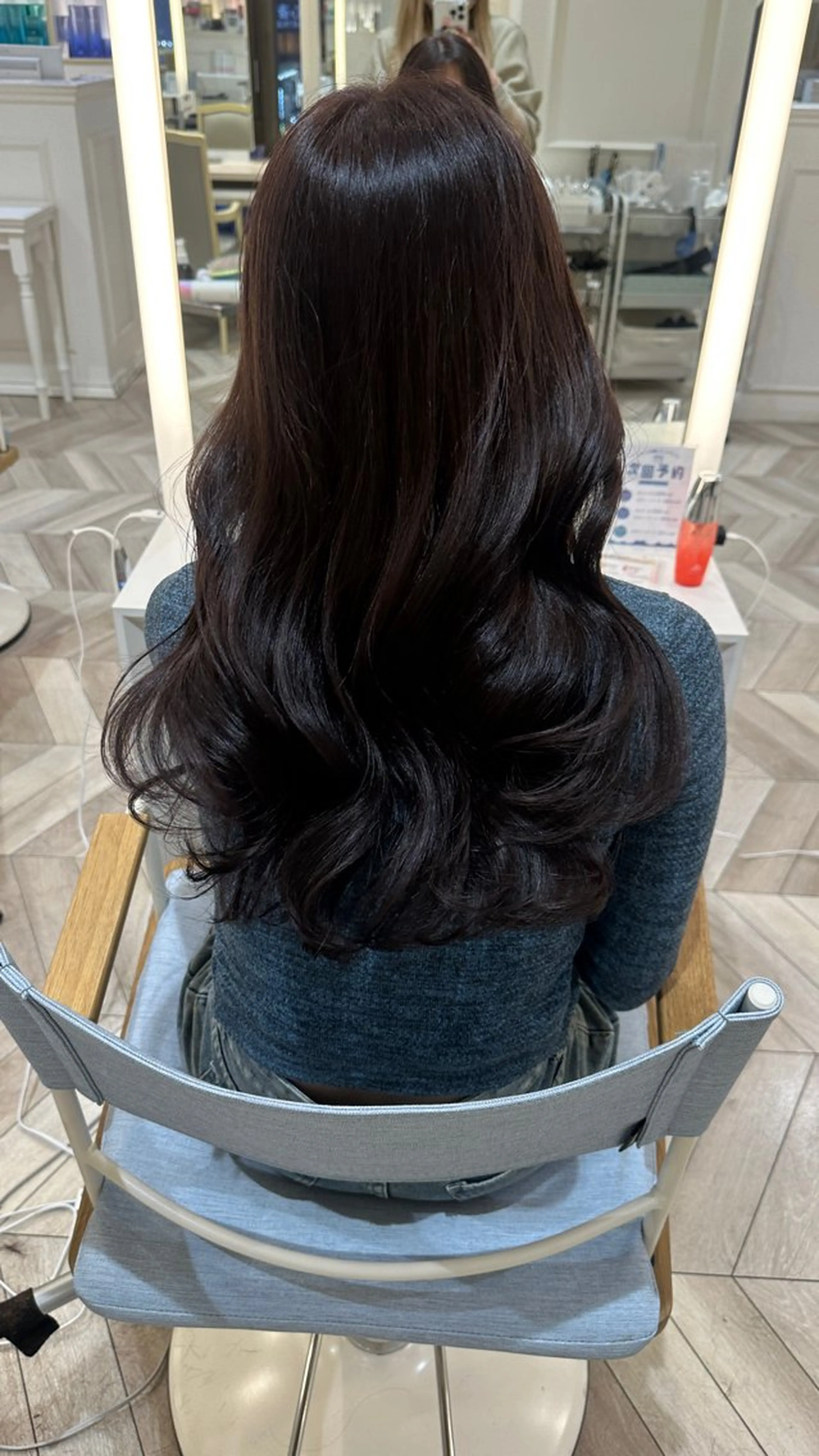 ロング カット ヘアカラー 小顔レイヤー/ ベージュ🤍Rieのヘアスタイル