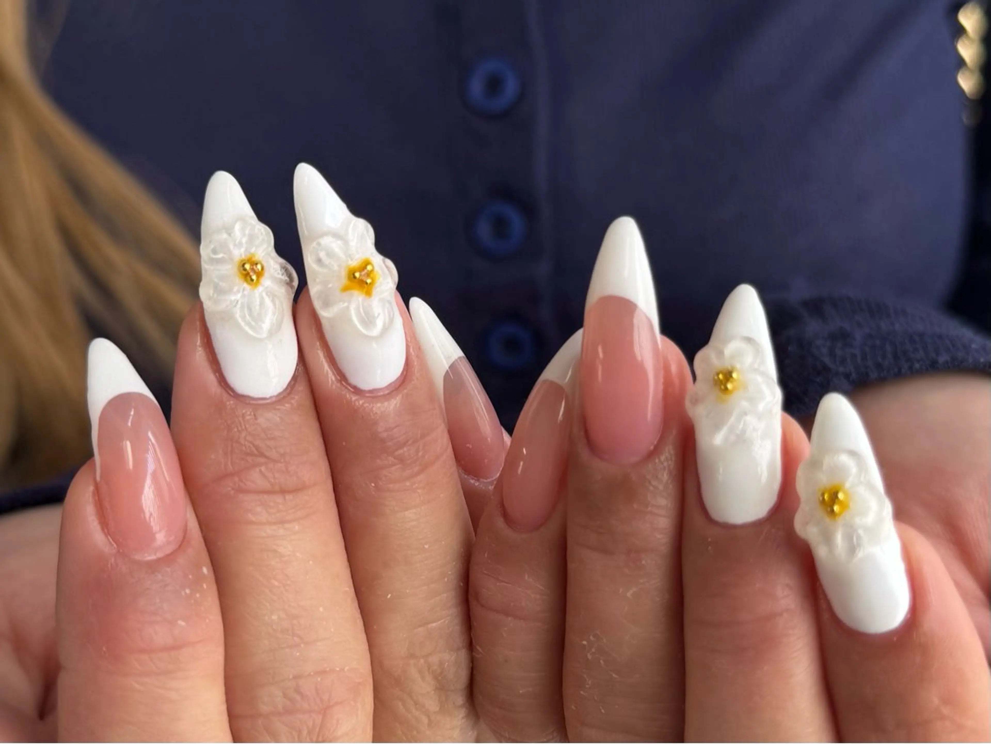 セミロング 小川 柚香のネイルデザイン