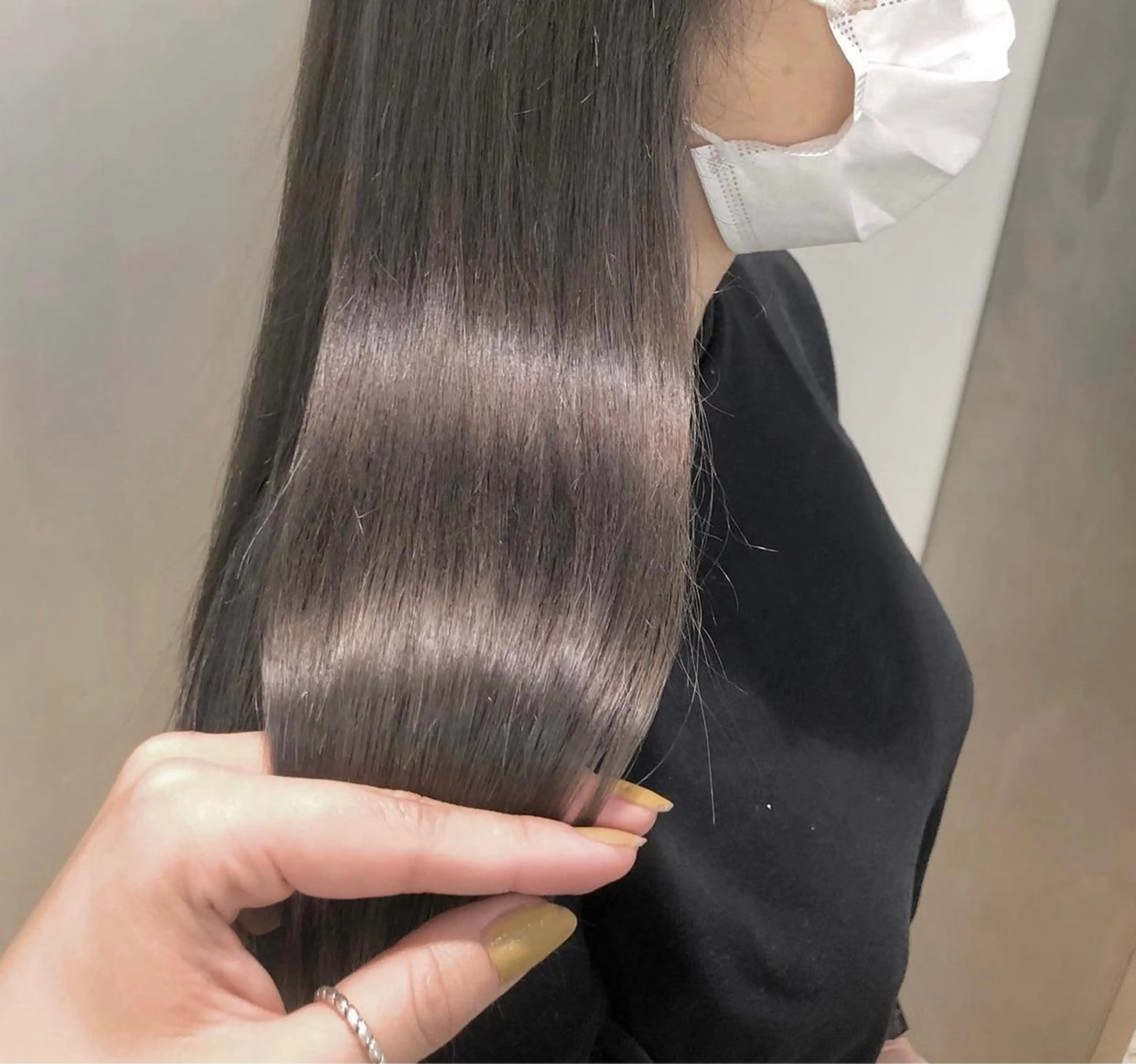 ロング カラー ブリーチ 透明感カラー ハイトーンカラー 遠藤沙也加 /レイヤーカットのヘアスタイル