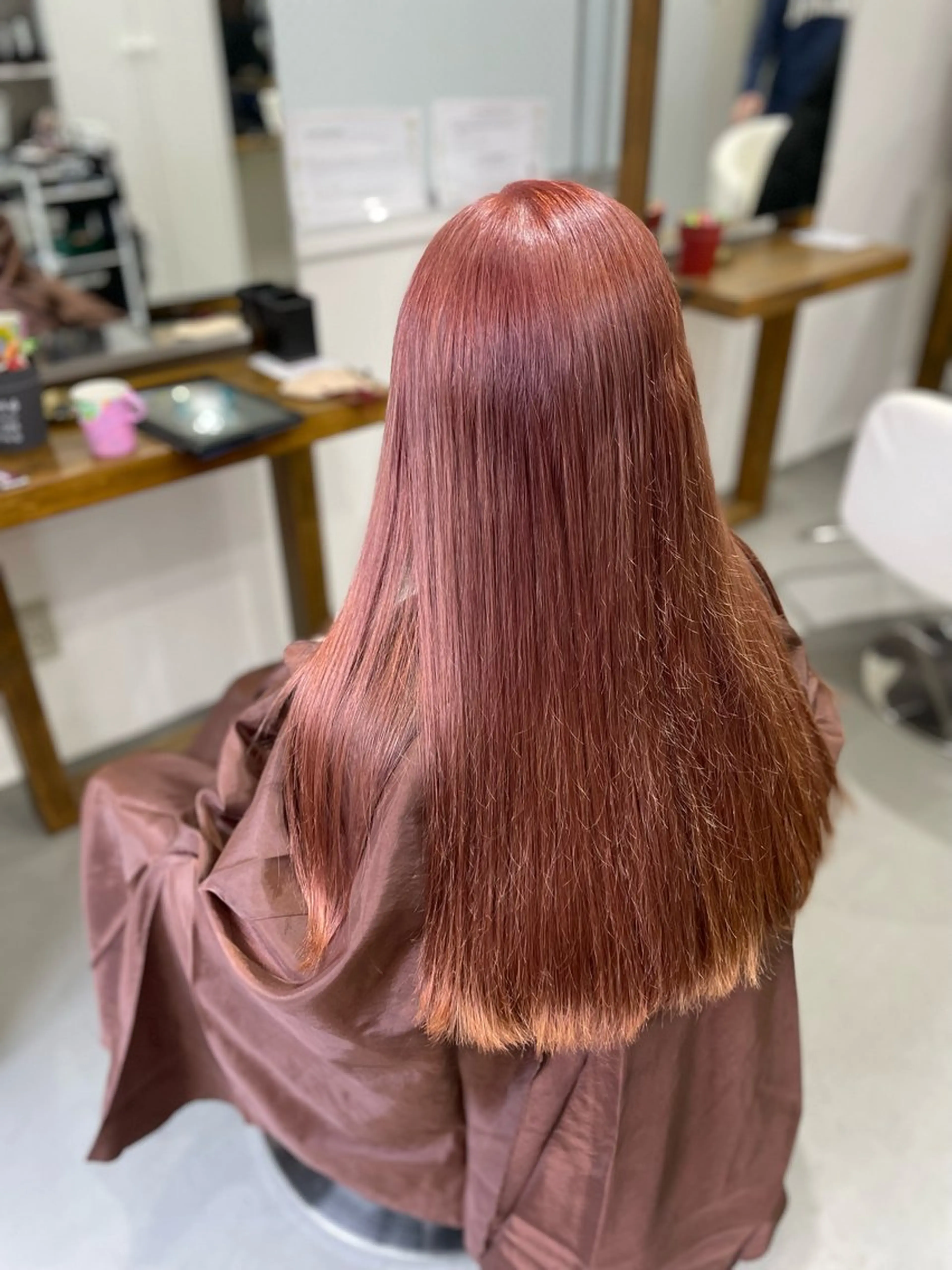 ロング カラー ベージュカラー ブリーチ ピンクカラー ピンクベージュ 🎨 SHIORI🥀のヘアスタイル