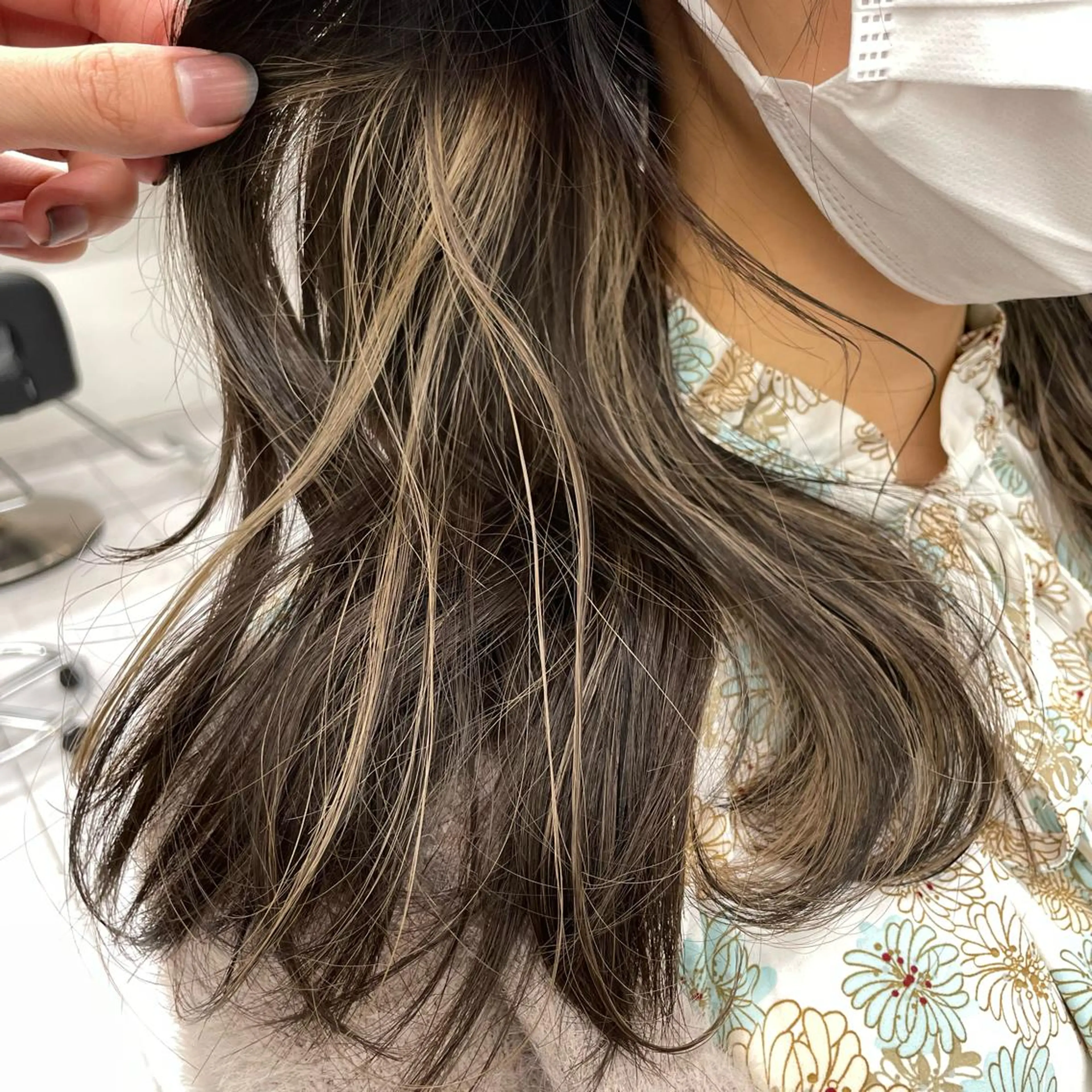 セミロング カラー *モデル募集🤍横浜 透明感カラー🫧のヘアスタイル