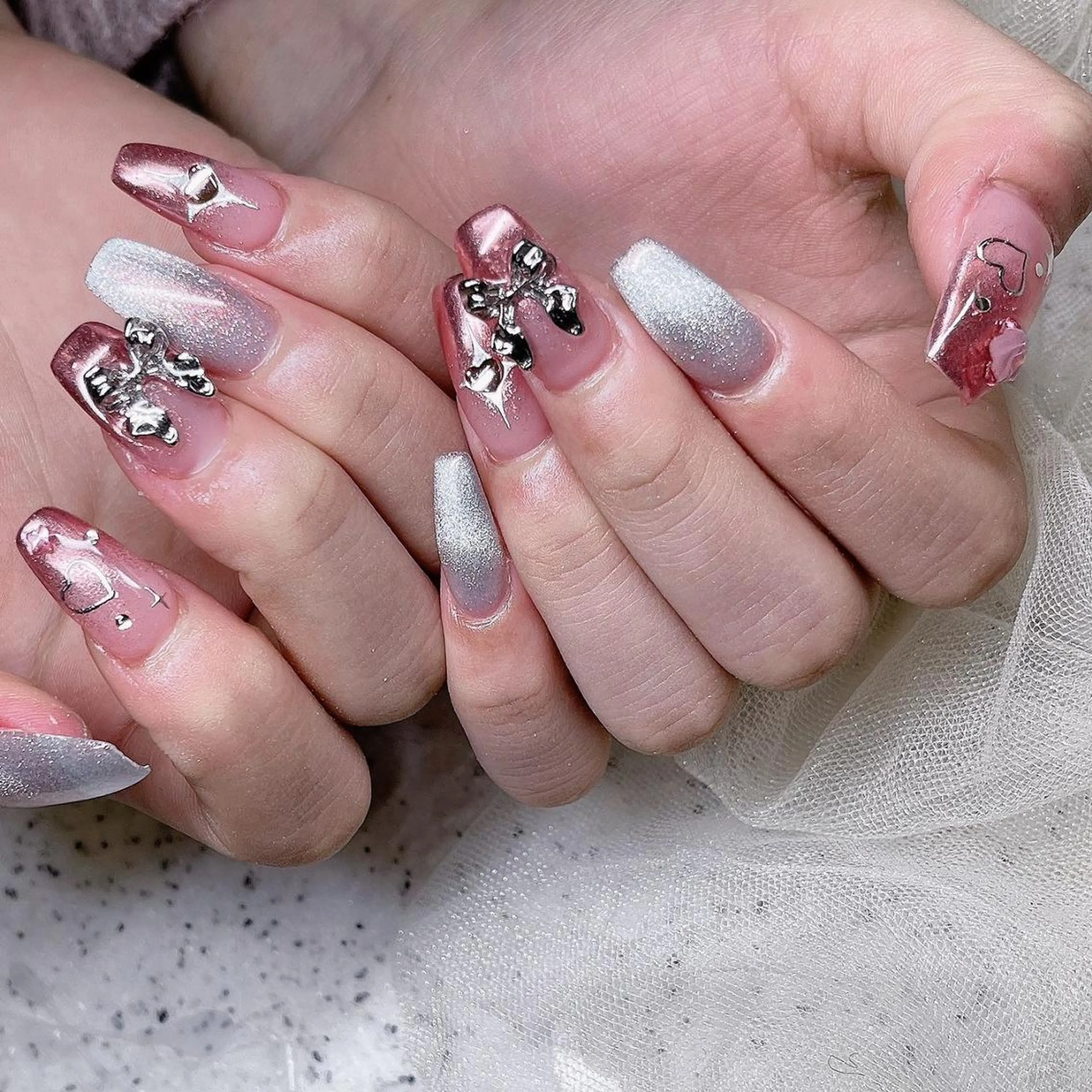 ネイル ハンドネイル Queens momoのネイルデザイン