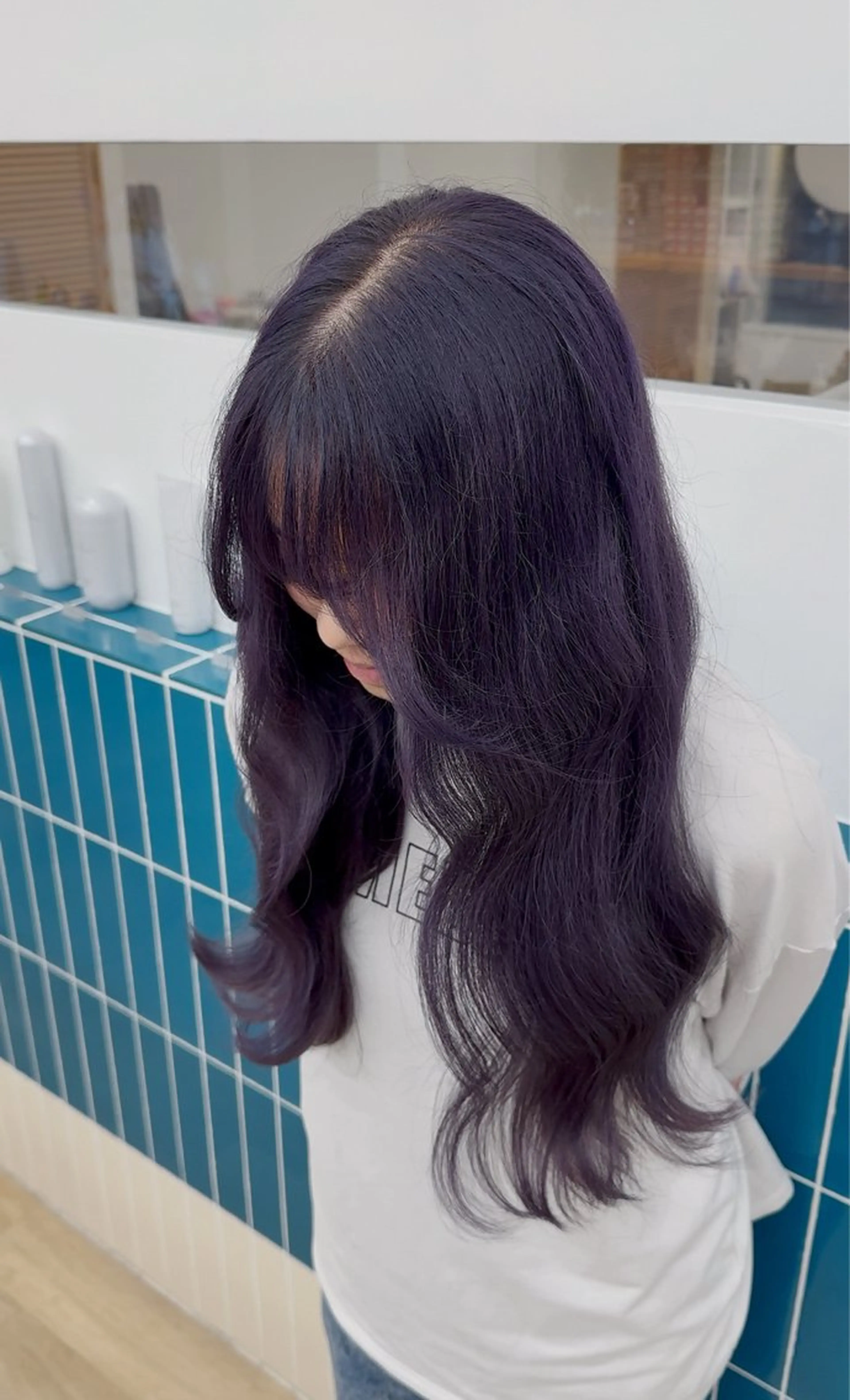 ロング ヘアカラー MEGULI所属・新田 琴美/ レイヤー/透明感のヘアスタイル