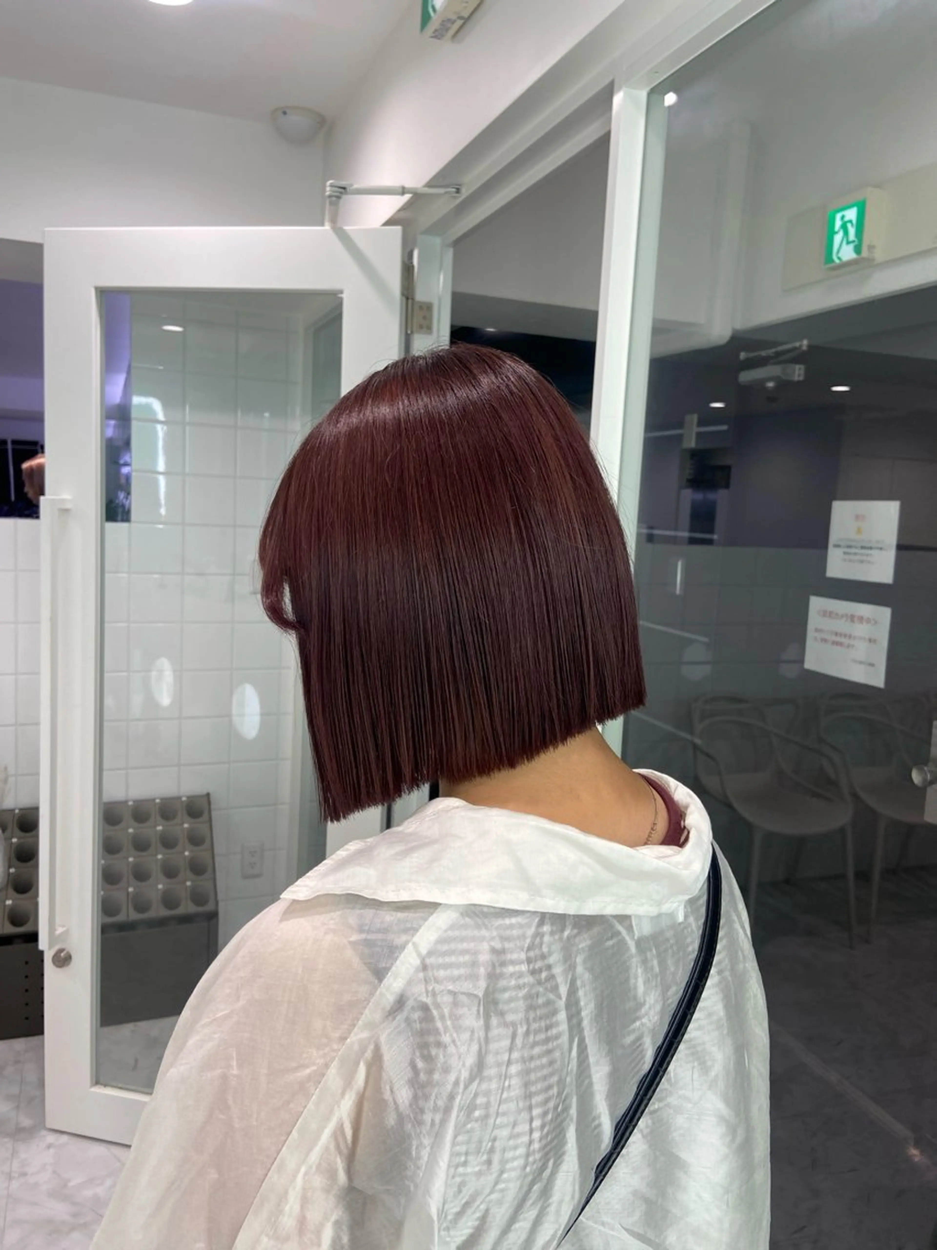 ショート カラー Over hair_ misakiのヘアスタイル