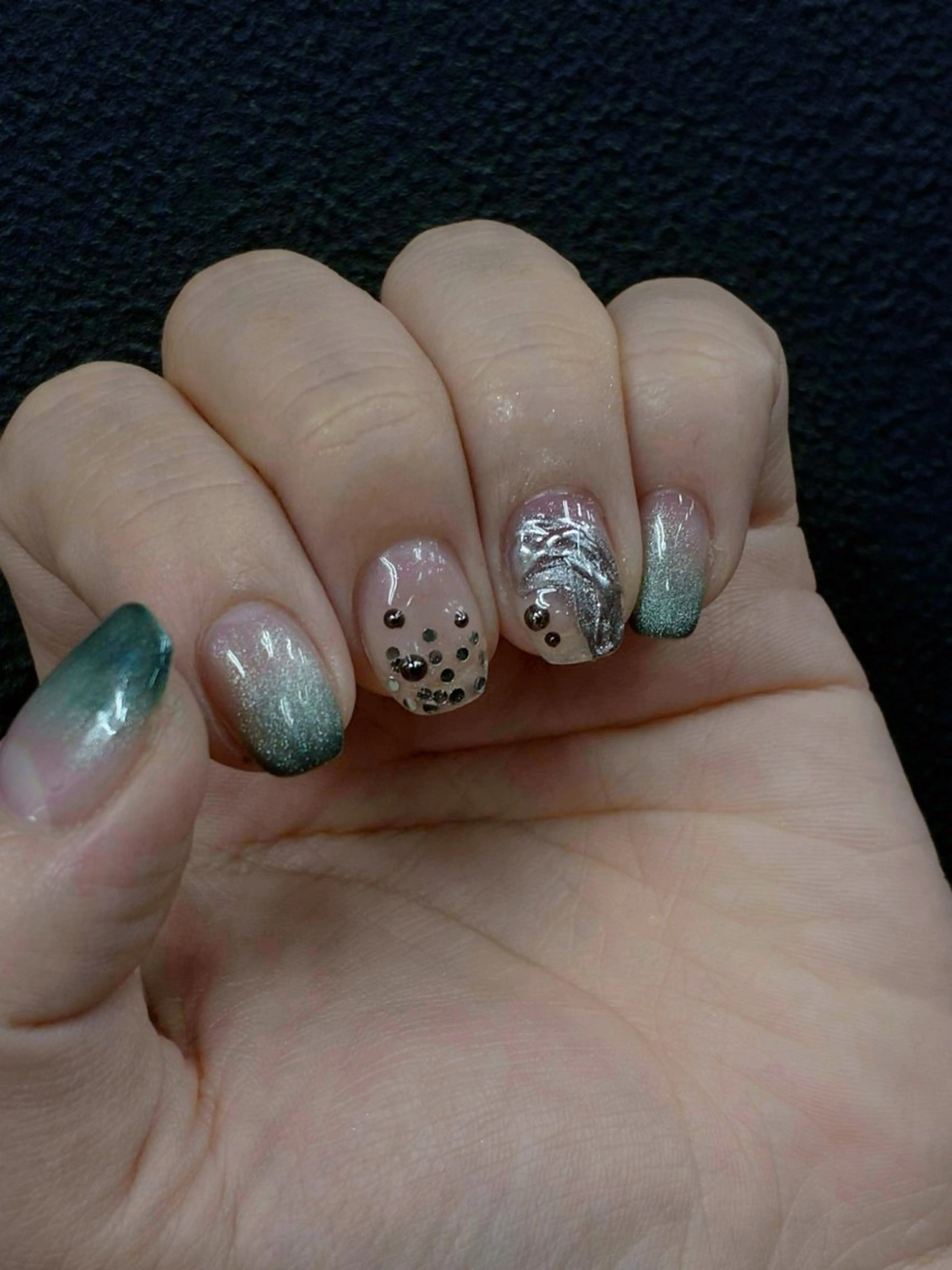 ネイル 韓国ネイル 持ち込み ニュアンスネイル ネイルチップ 冬ネイル LISA ANA.CHUOのネイルデザイン