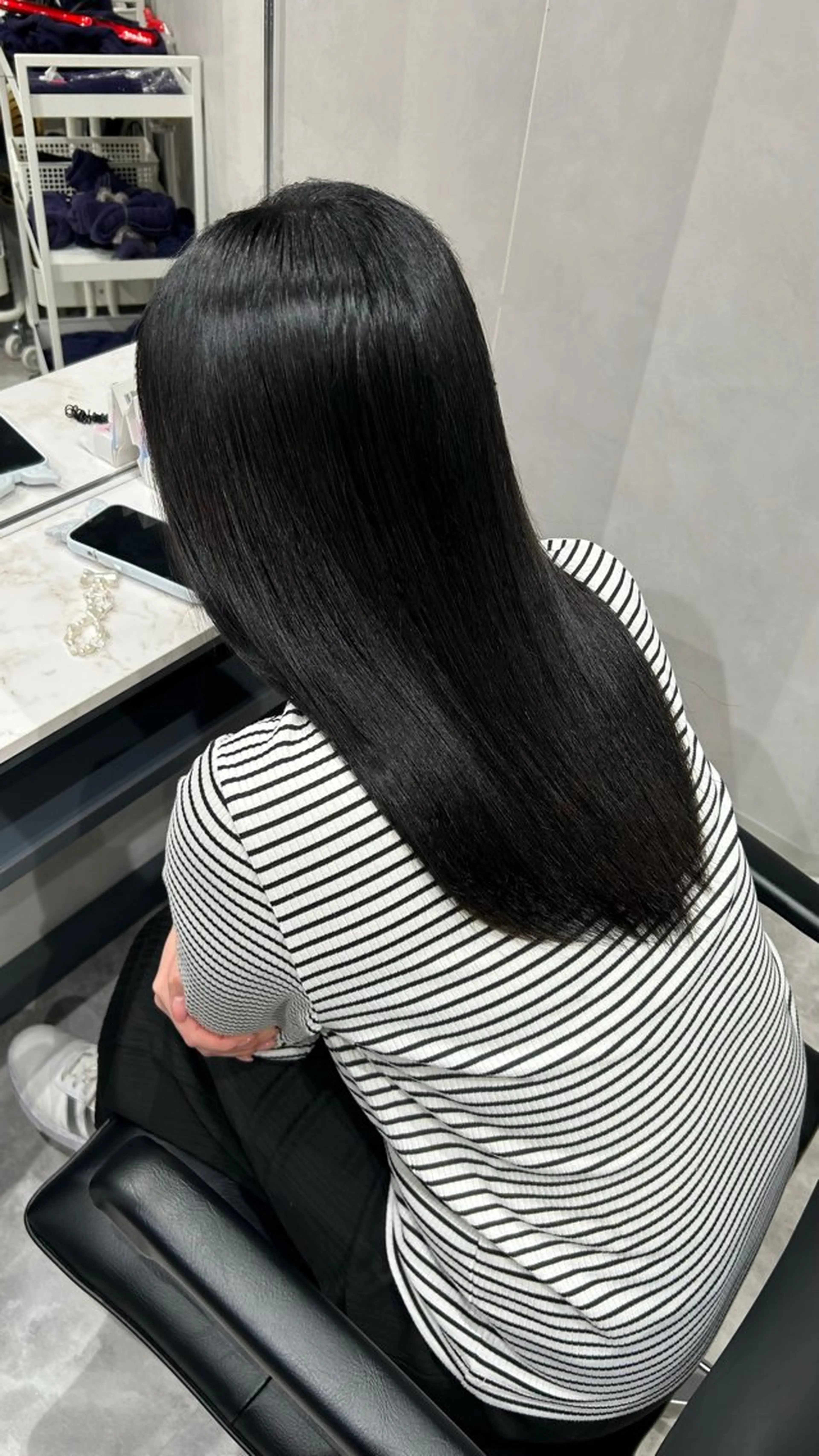 セミロング カラー 黒髪 ブルーカラー ブルーブラック 髪質改善 ヘアカラー 彩華 🎀 西梅田美容室のヘアスタイル