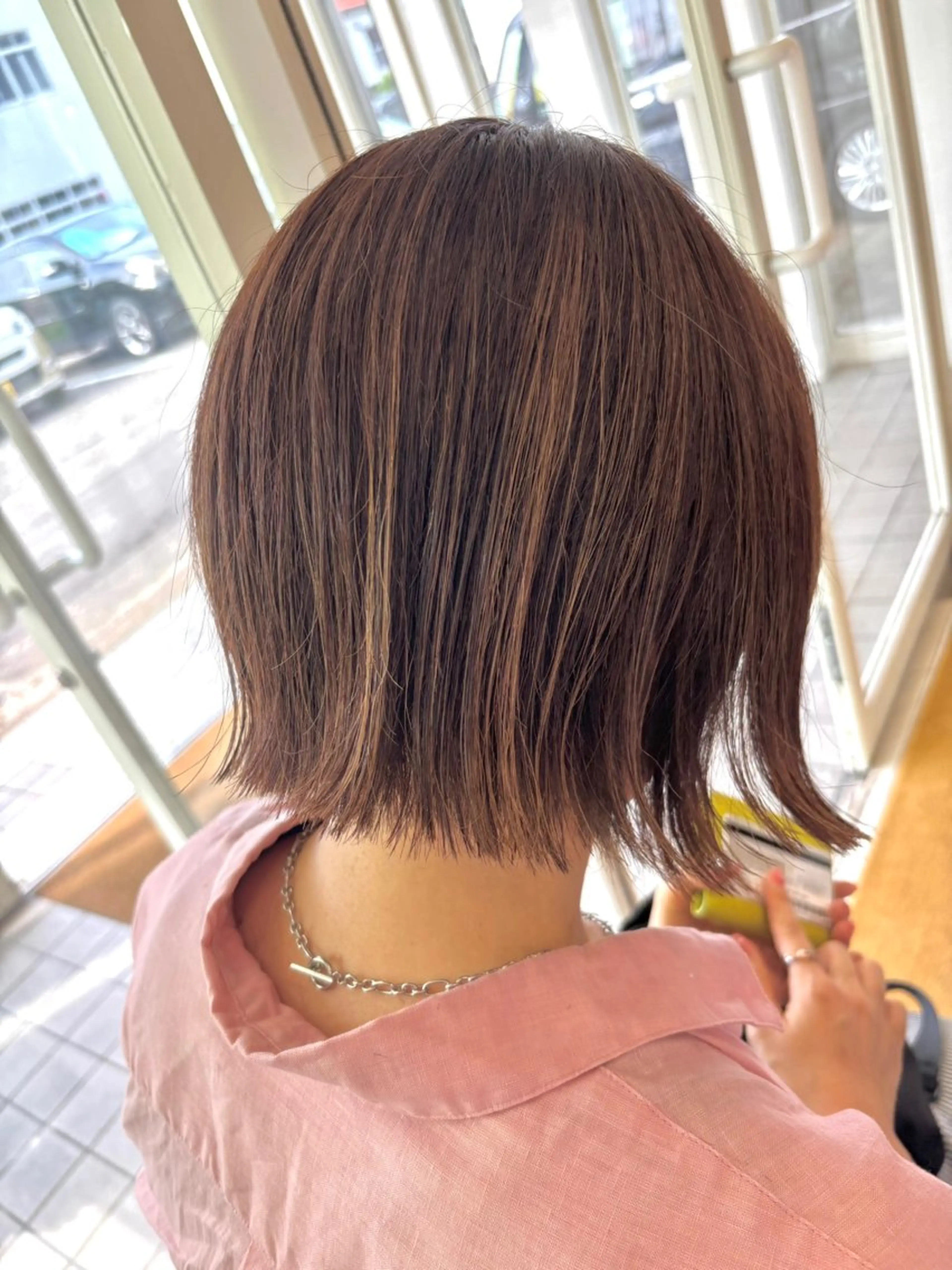 ショート 切りっぱなしボブ ボブ カット ヘアカラー 安田 美由紀のヘアスタイル