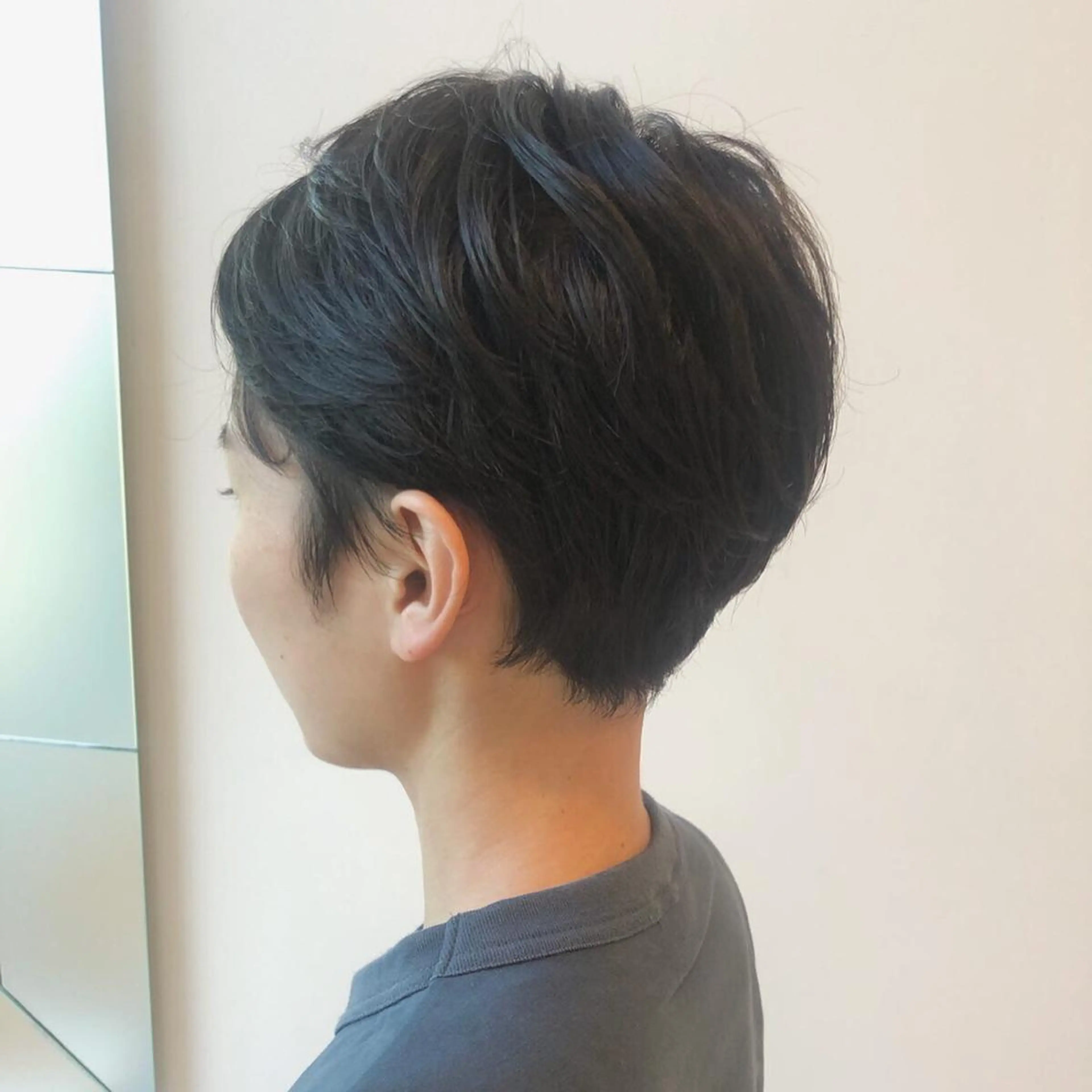 ショート ヤマモト マイのヘアスタイル