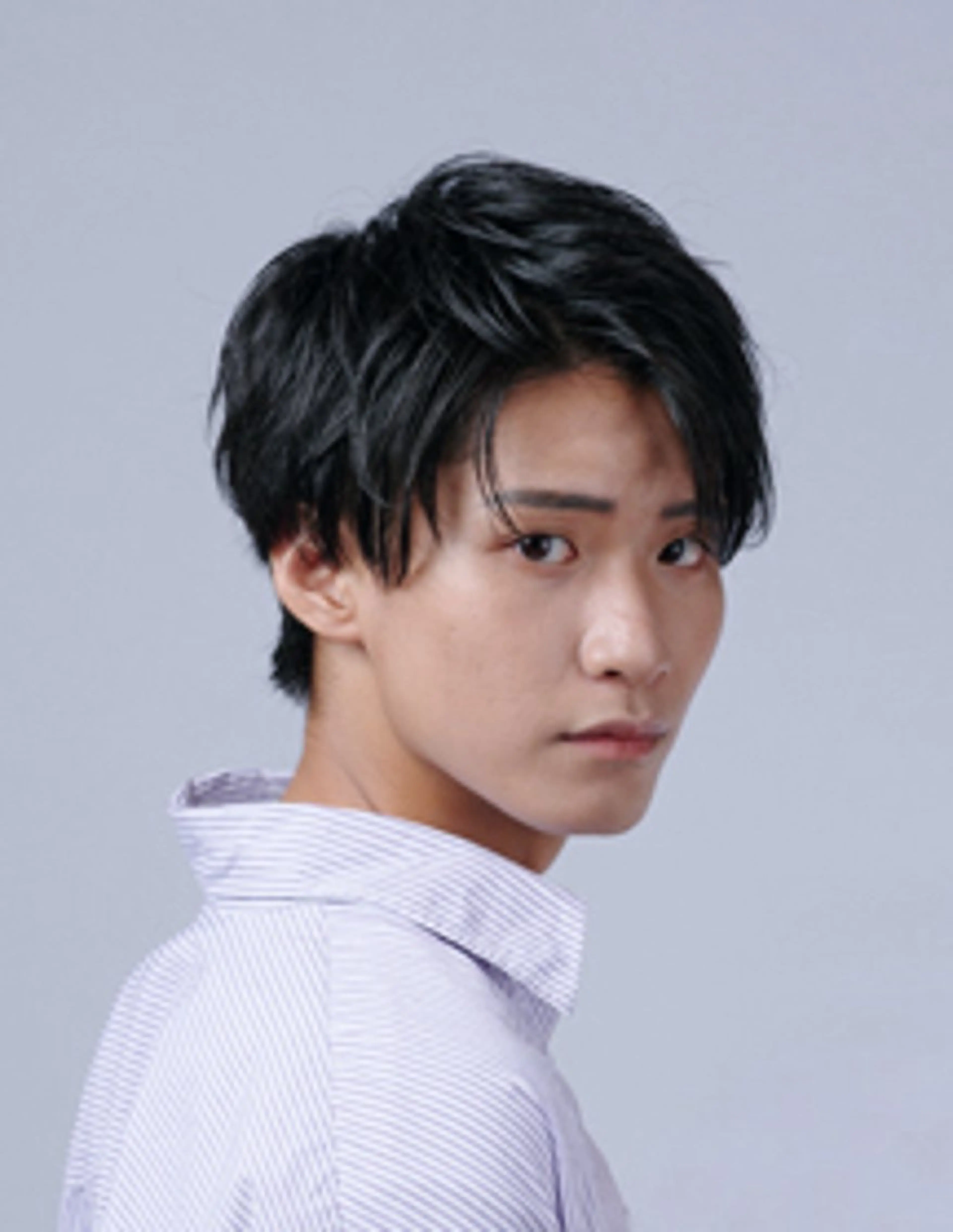 ショート メンズ アートディレクター のぐちのヘアスタイル