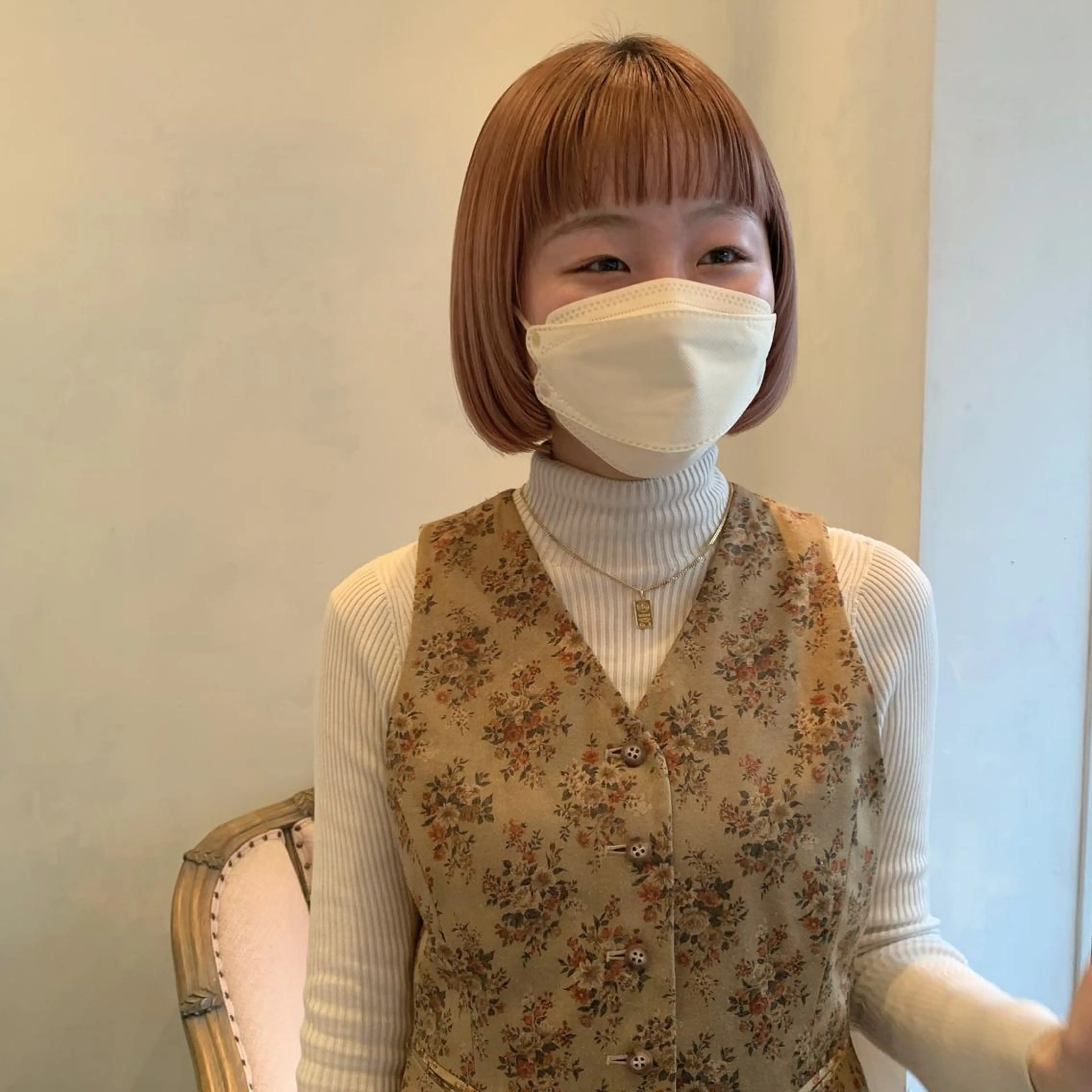 ミディアム カラー ヘアカラー SAKINO． ベージュカラーのヘアスタイル
