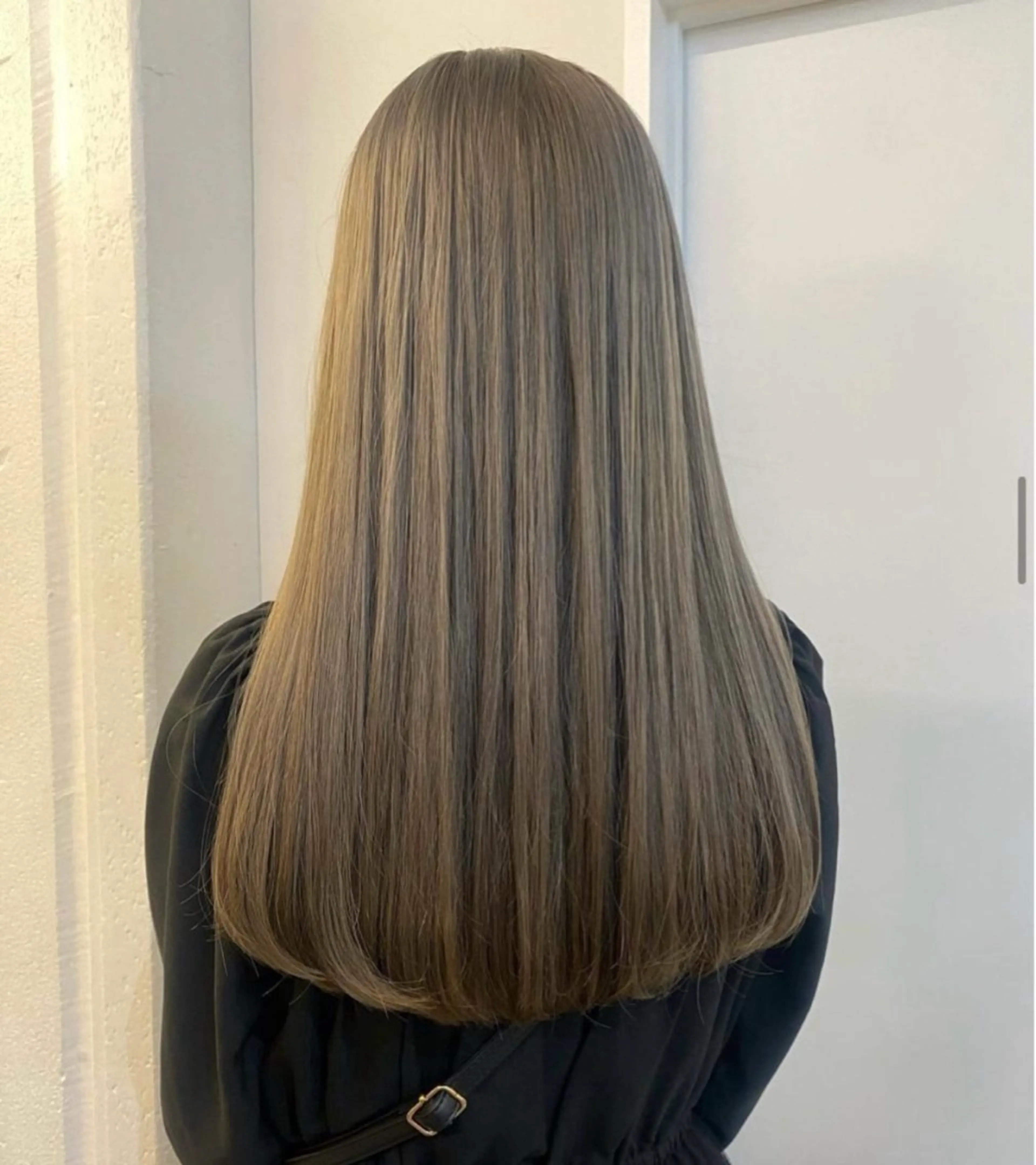 ロング カラー Koharu🍓/ 透明感/艶髪のヘアスタイル