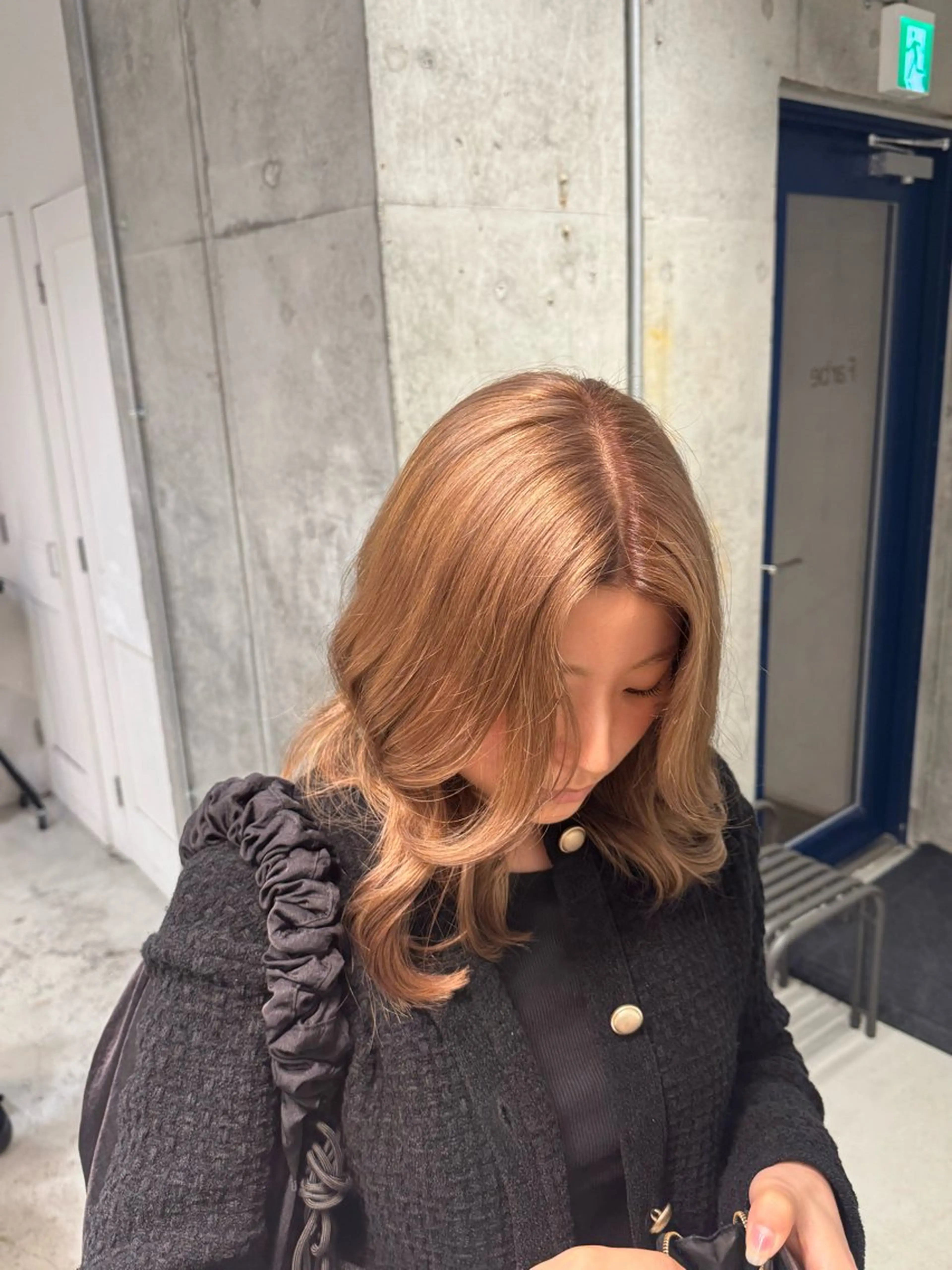 ミディアム カラー ベージュカラー ミルクティーベージュ モデル募集中 🫧こうめ🫧のヘアスタイル