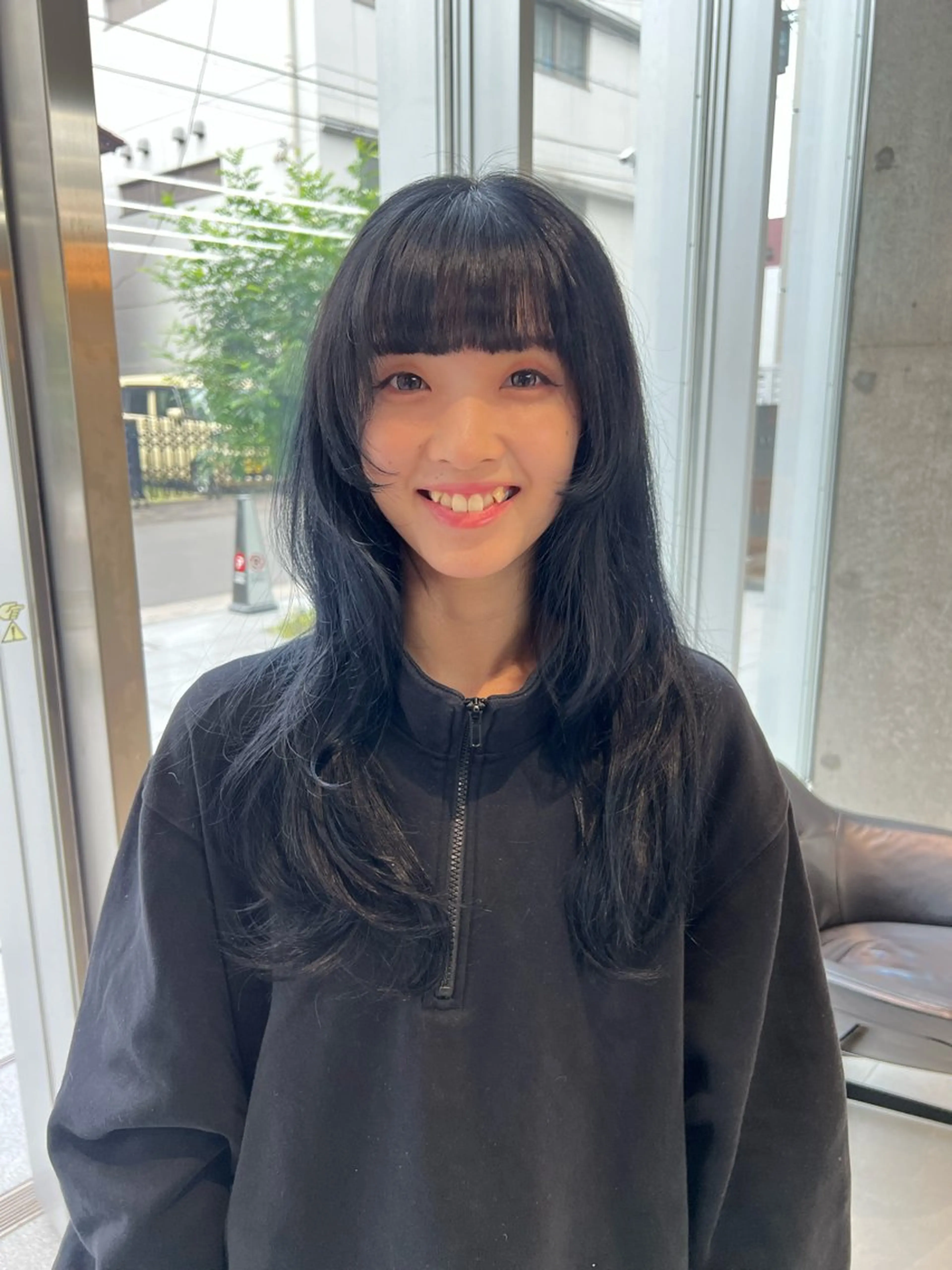 ロング カラー 黒髪 ブルーカラー ブルーブラック 姫カット レイヤーカット カット ヘアカラー トリートメント 吉沢遣人/レイヤー 艶カラー/抜け感のヘアスタイル