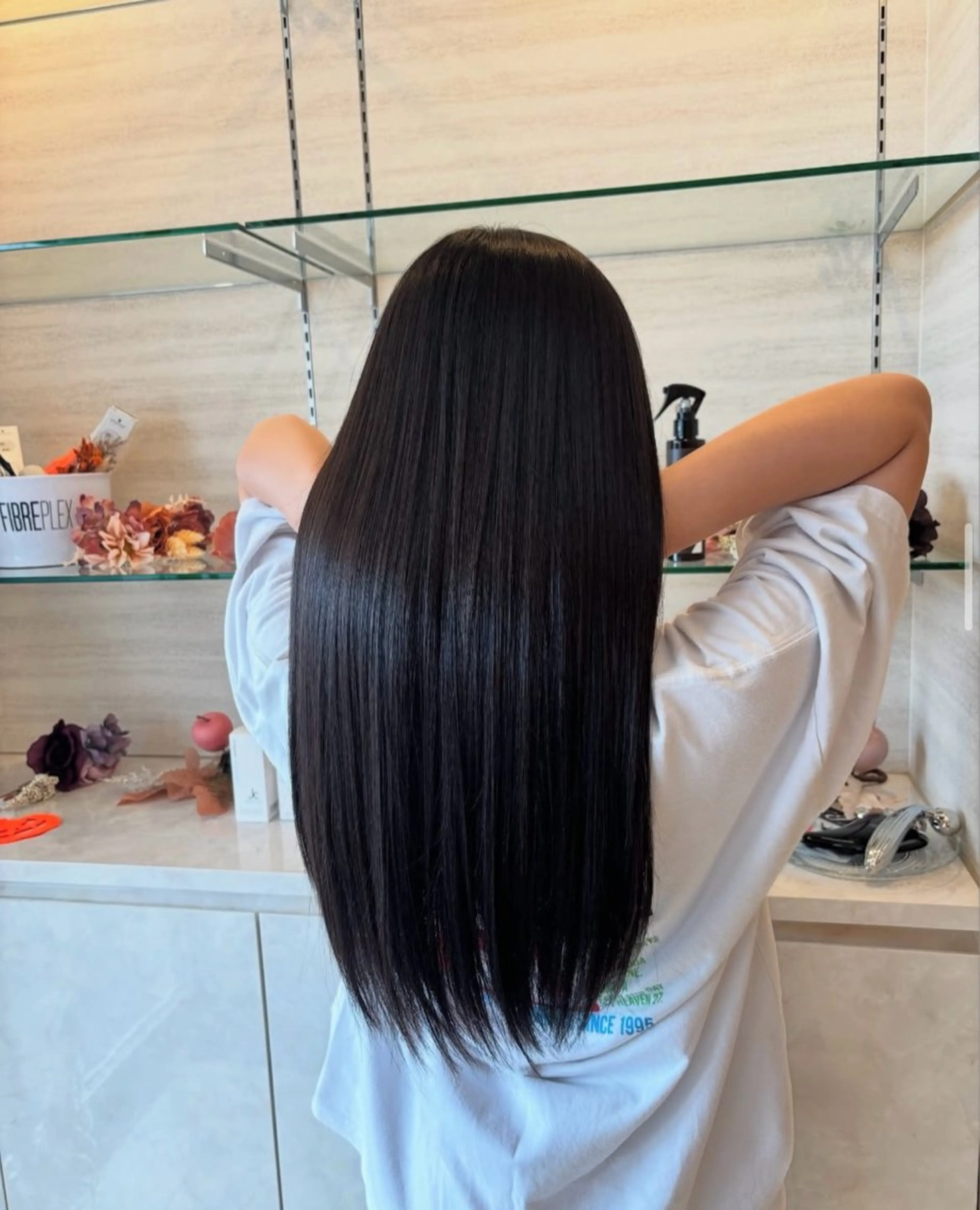 ロング ロングレイヤー 顔まわりレイヤー 顔周りカット 髪質改善 レイヤーカット GRANDEUR natsukiのヘアスタイル