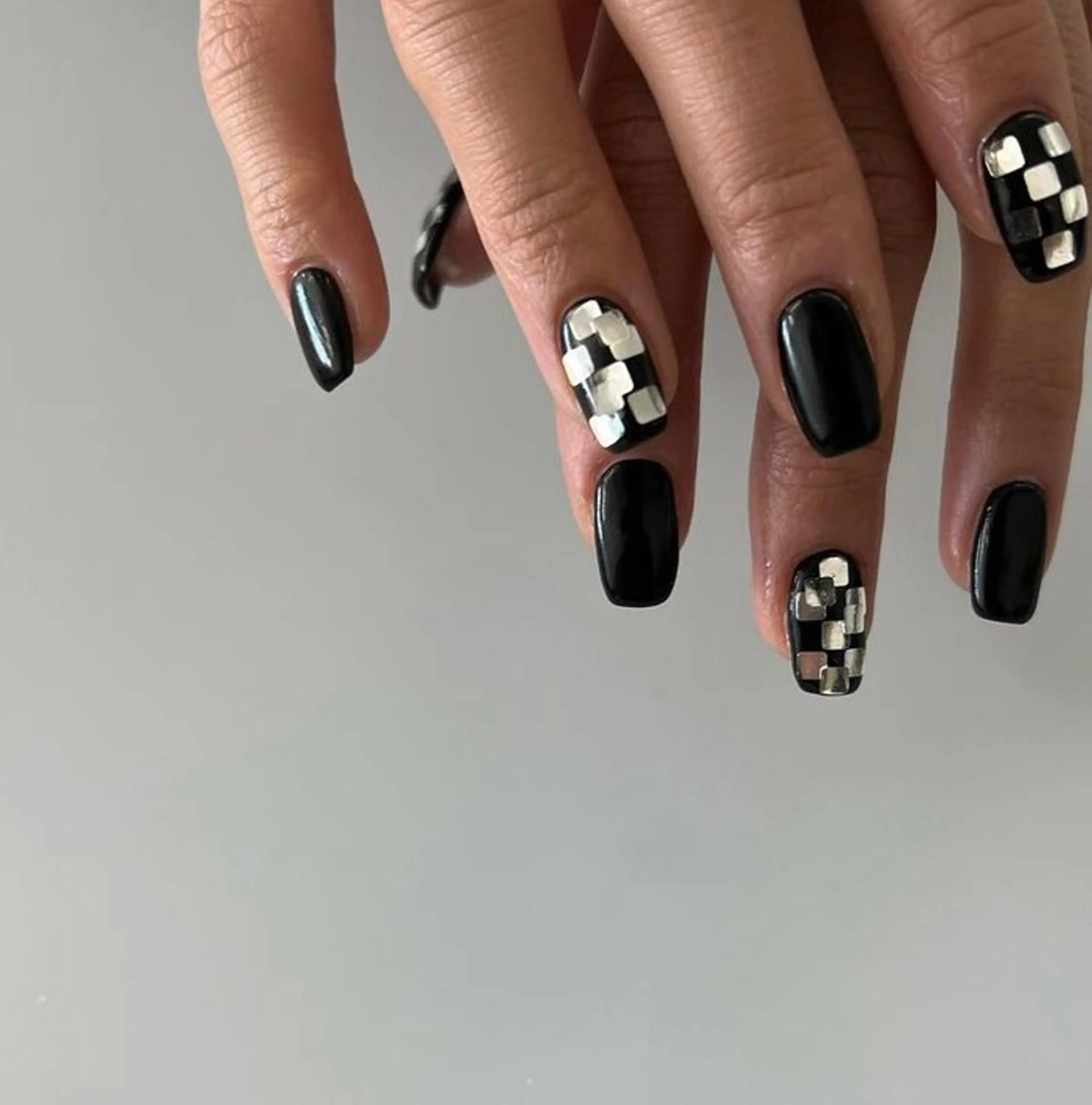 ショート óæk nailのネイルデザイン