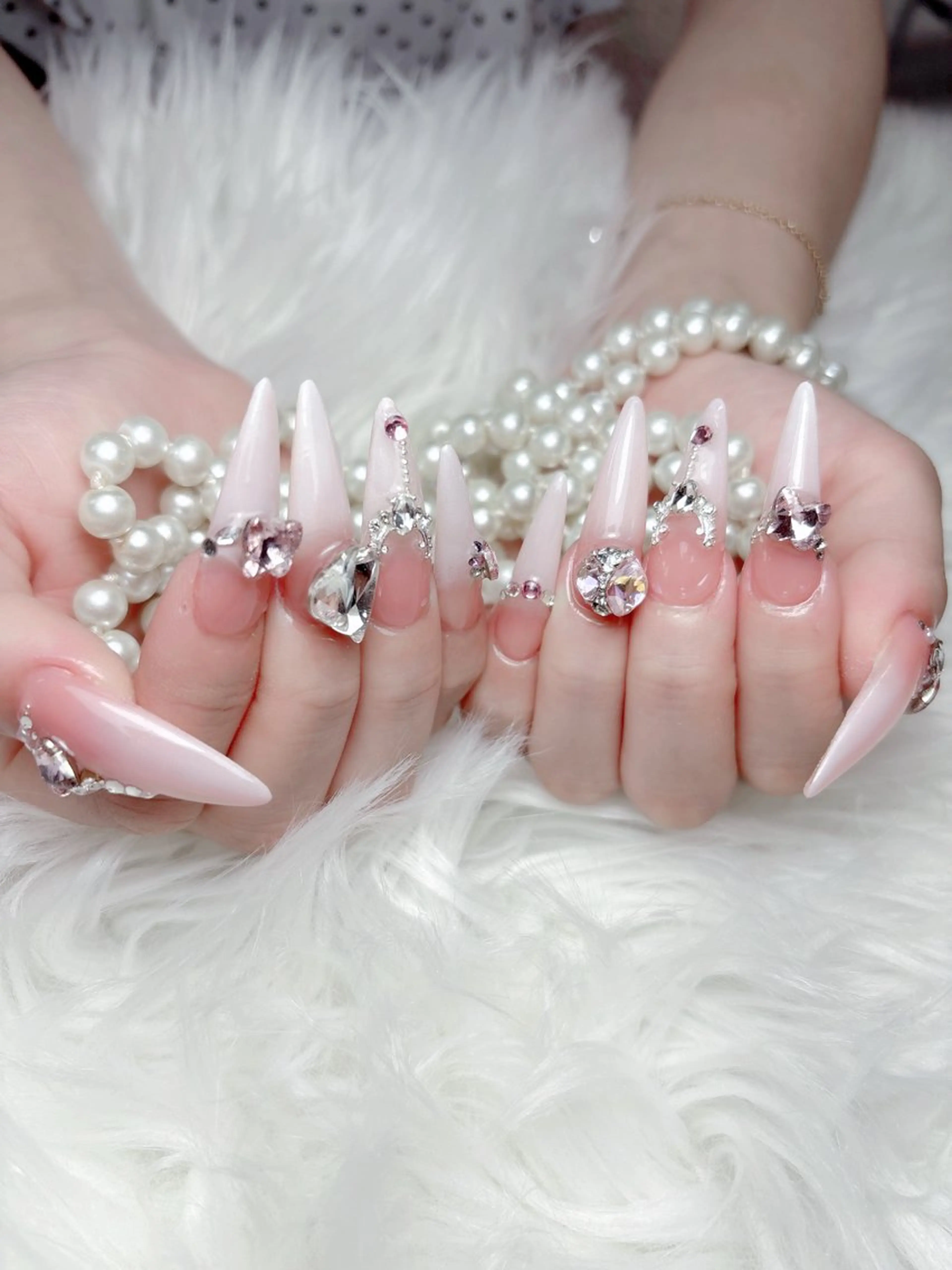 ネイル W·mai nail 関内のネイルデザイン