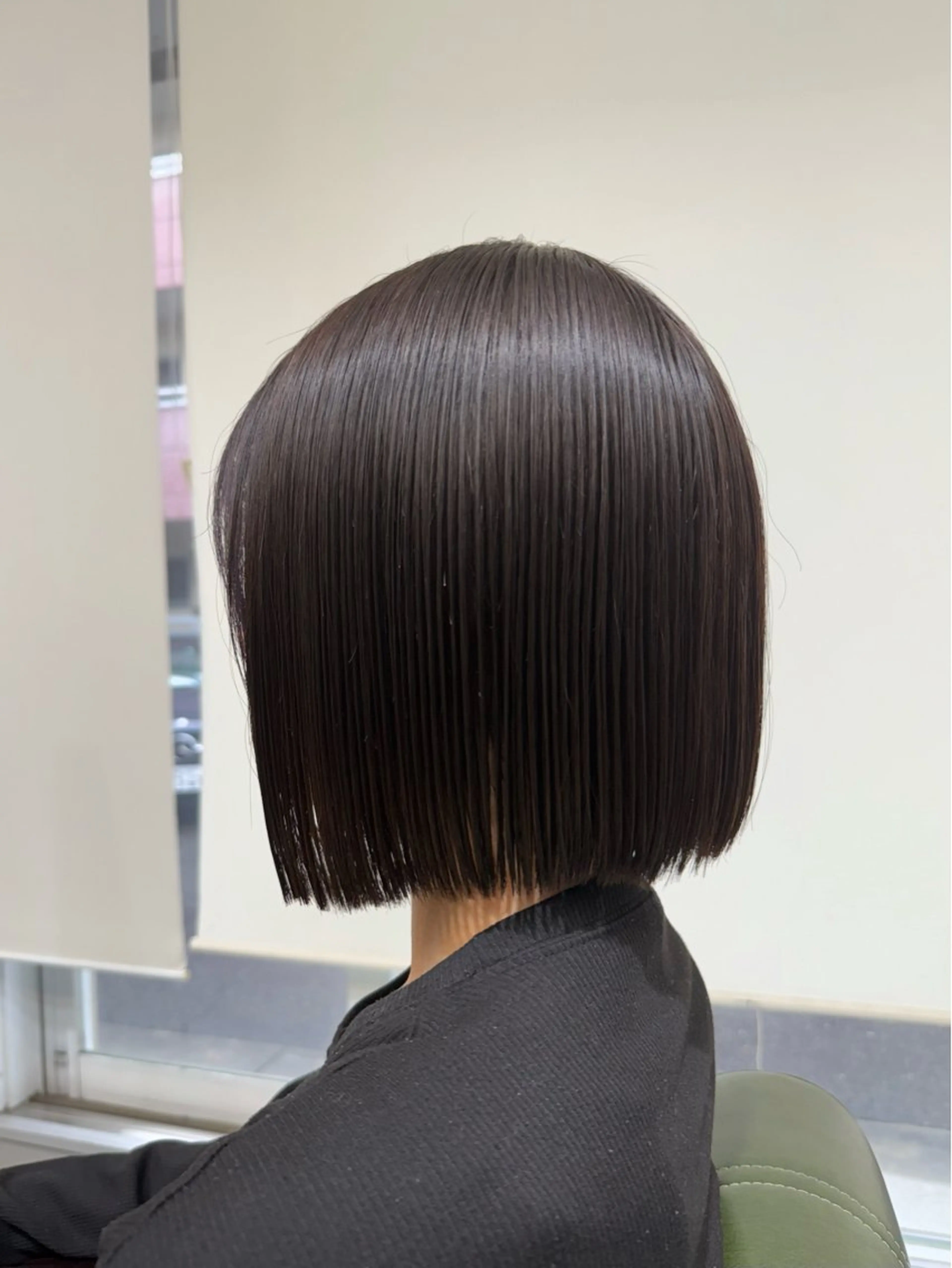 ショート 切りっぱなしボブ ボブ カット ヘアカラー 川村 涼介のヘアスタイル