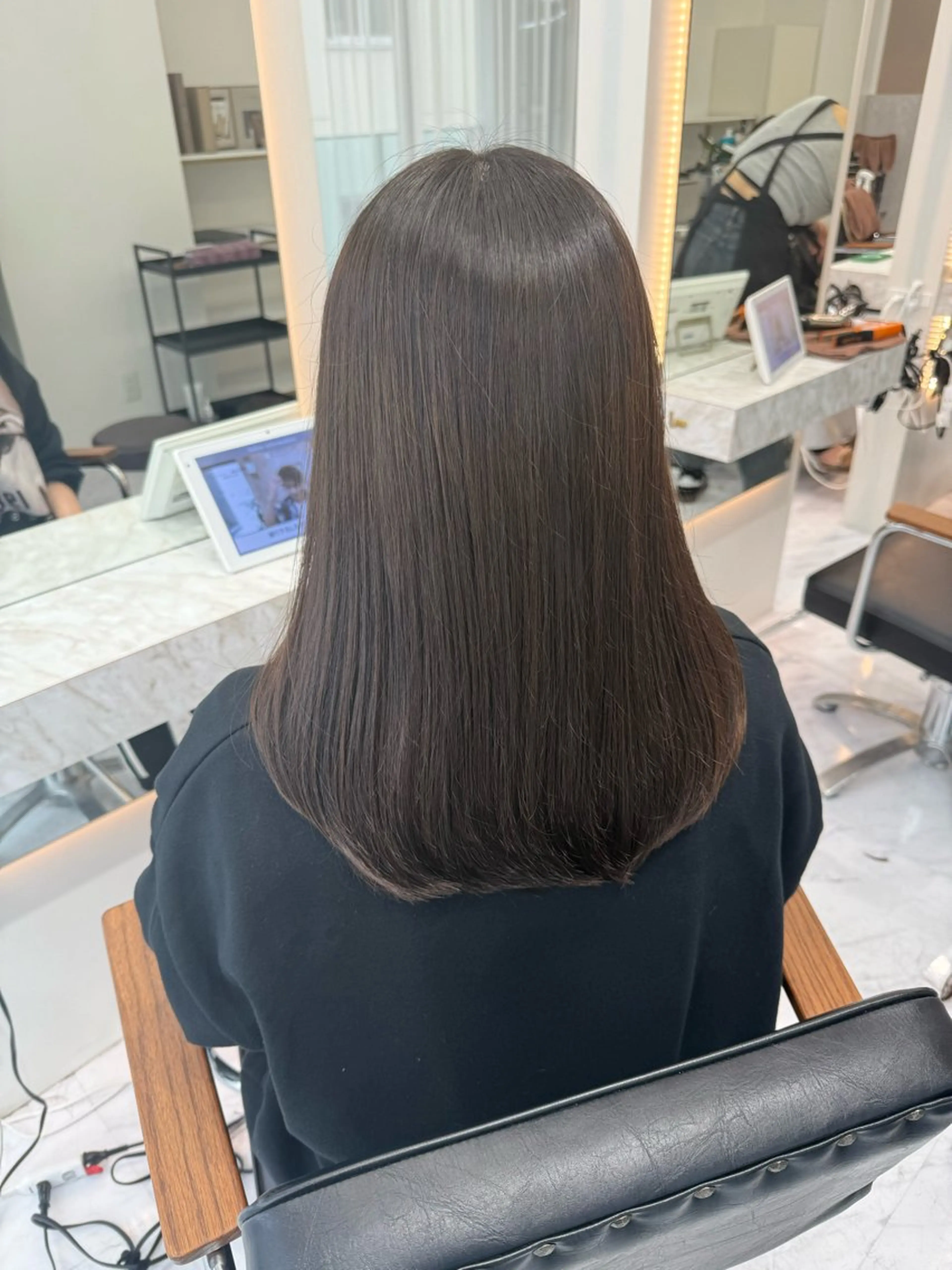 ミディアム 西川 ことねのヘアスタイル