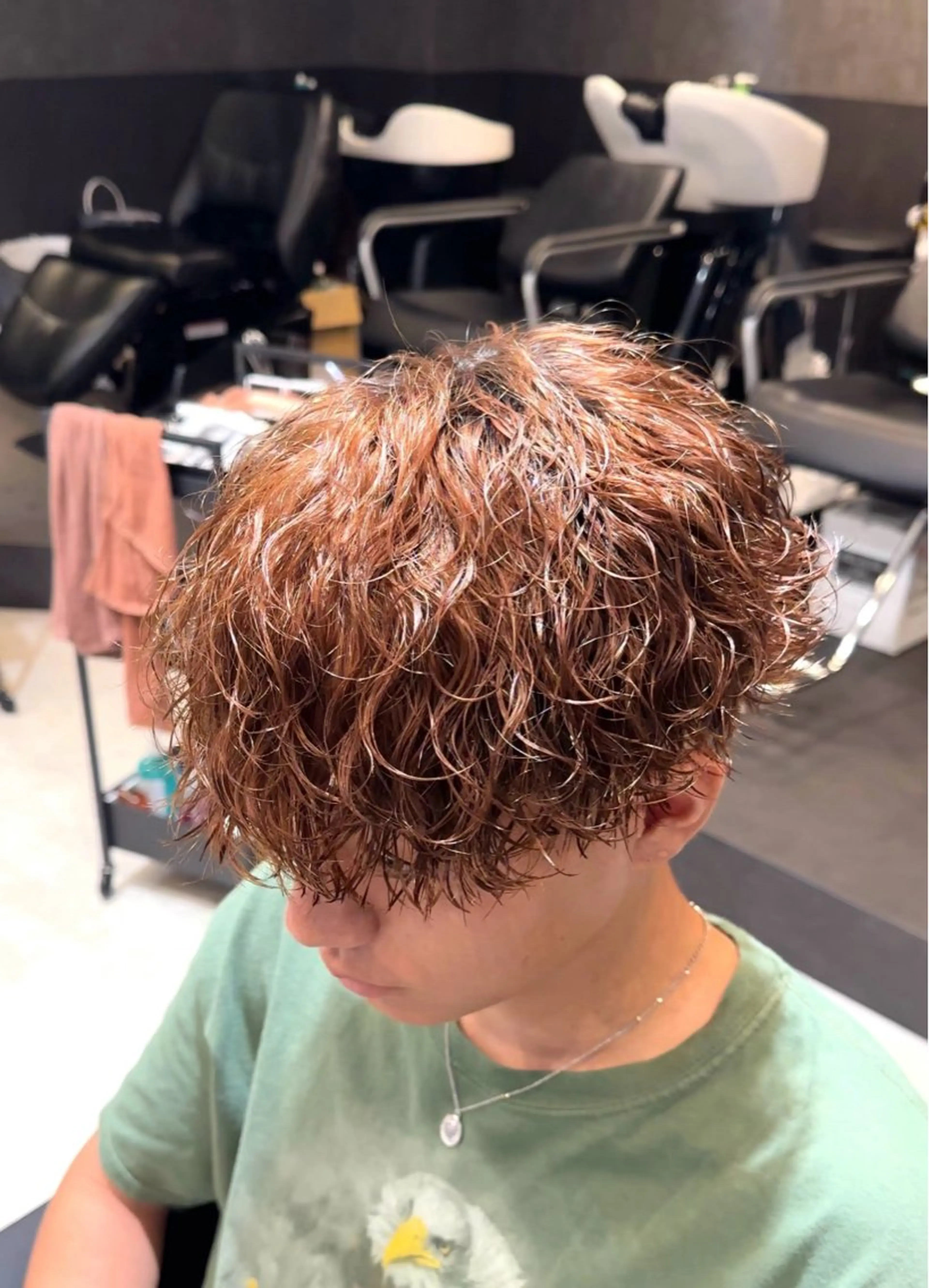 ミディアム カラー パーマ メンズ カット メンズ特化美容師🔥 フジモト ライのヘアスタイル