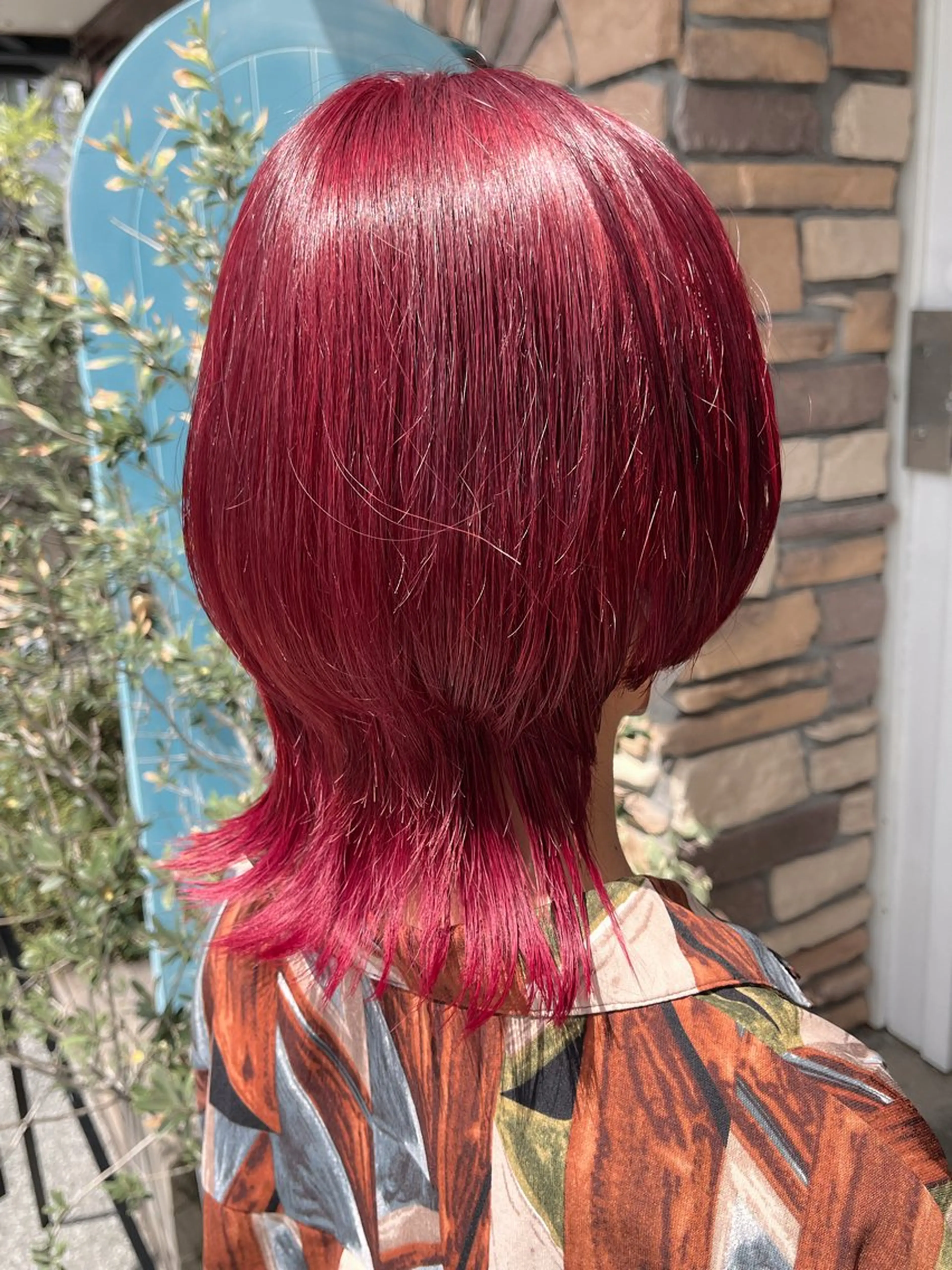 ミディアム カラー ハイトーンカラー レッドカラー ウルフカット カット ヘアカラー トリートメント ハイトーン/韓国風/ 艶髪/吉祥寺のヘアスタイル