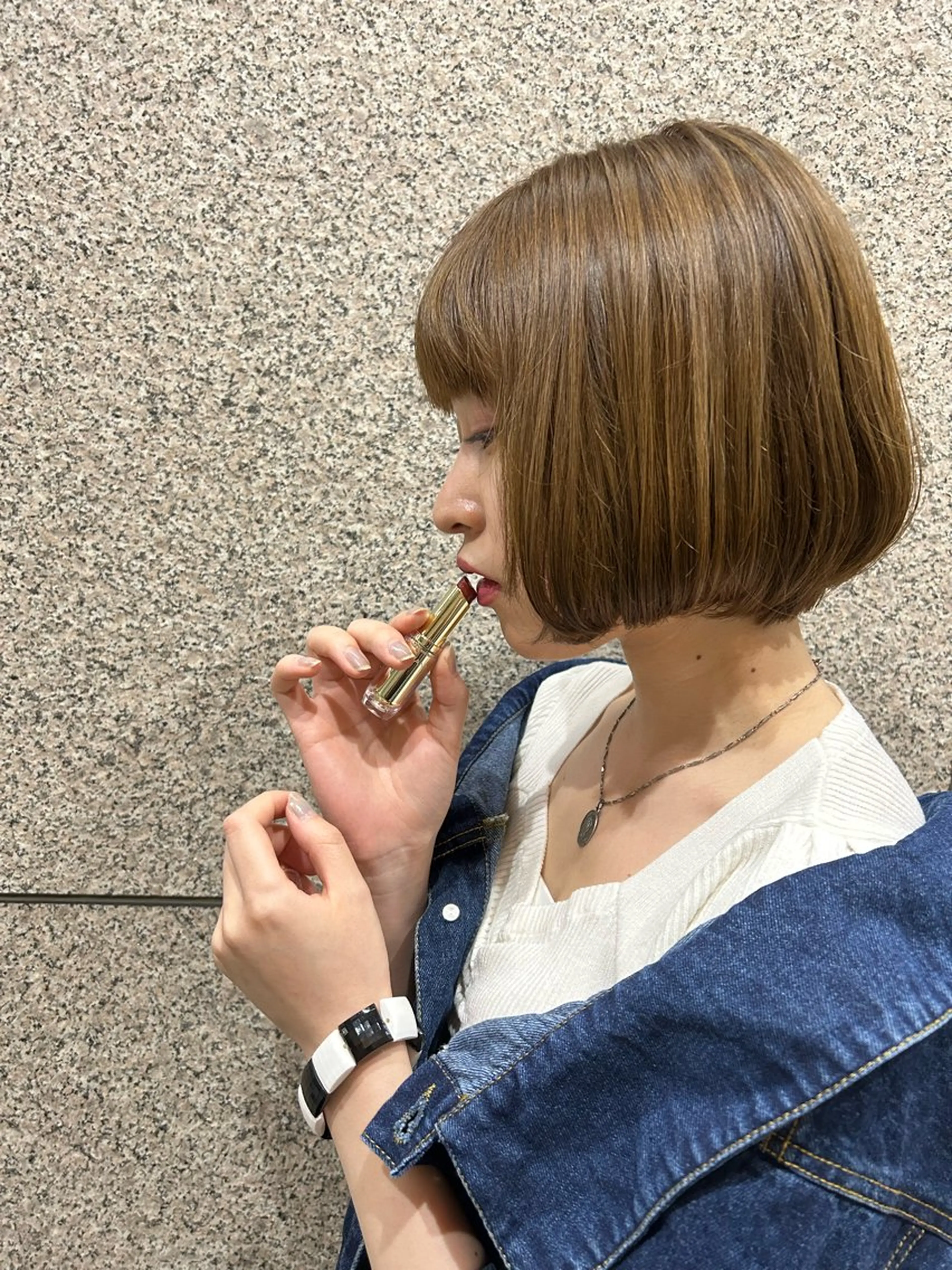 ミディアム カラー ハイトーンカラー ボブ 渡邊 碧里のヘアスタイル