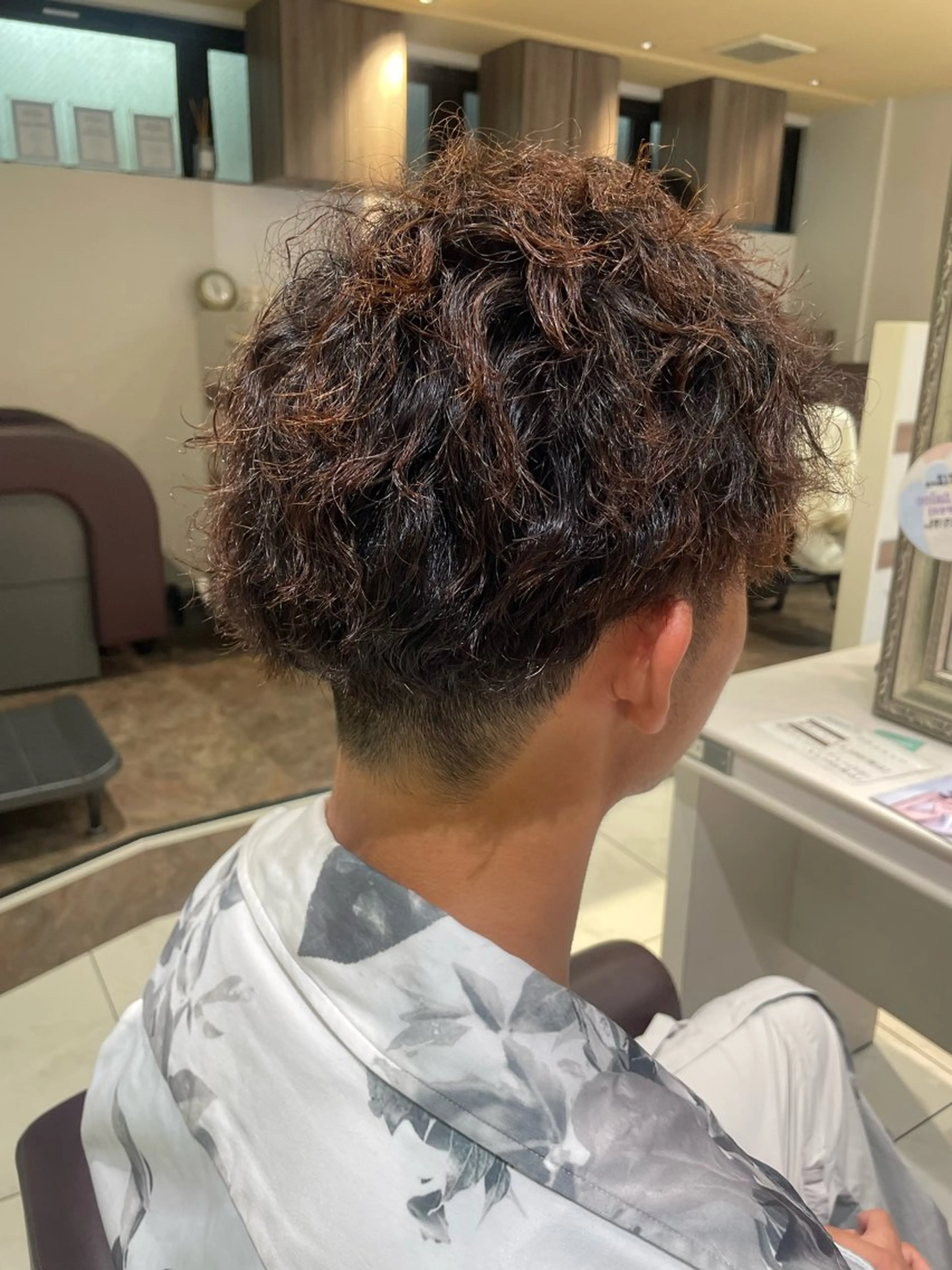 ミディアム パーマ メンズ 前田 夏実/メンズカットのヘアスタイル