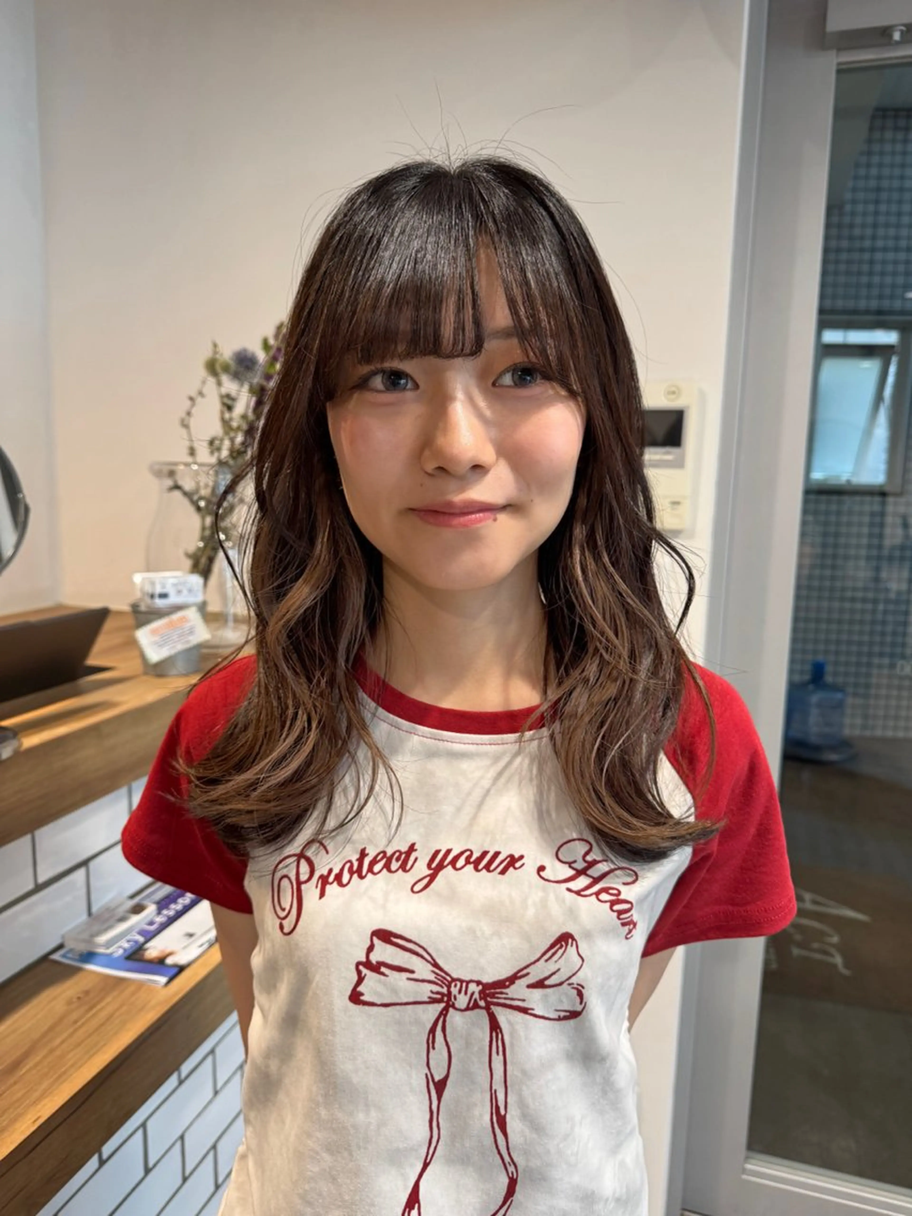 ミディアム カラー ベージュカラー インナーカラー レイヤー/大人ボブ 渡邉【日吉美容室】のヘアスタイル