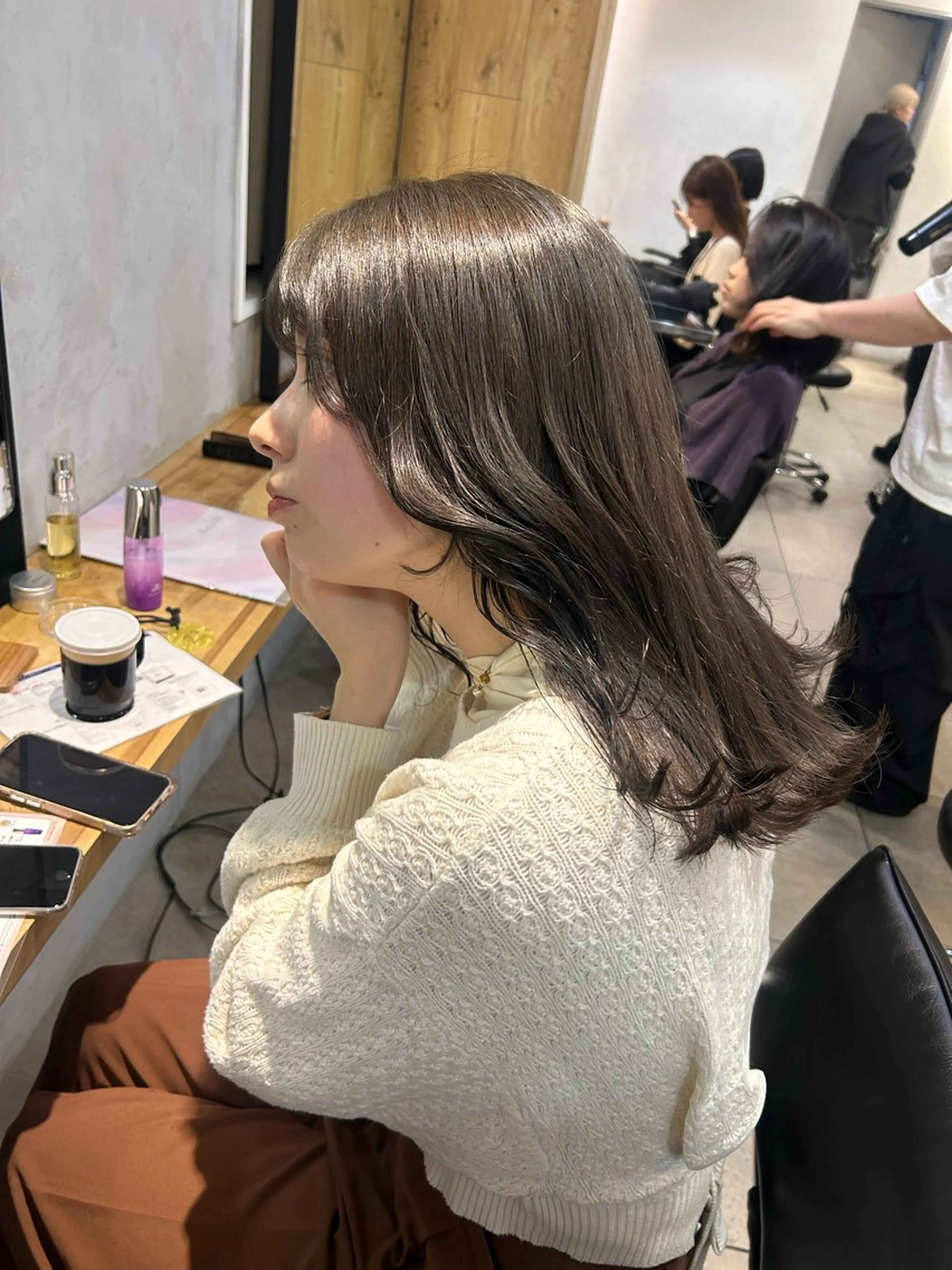 セミロング カラー カット ヘアカラー じゅわっと暖色カラー 🍊Moemiのヘアスタイル