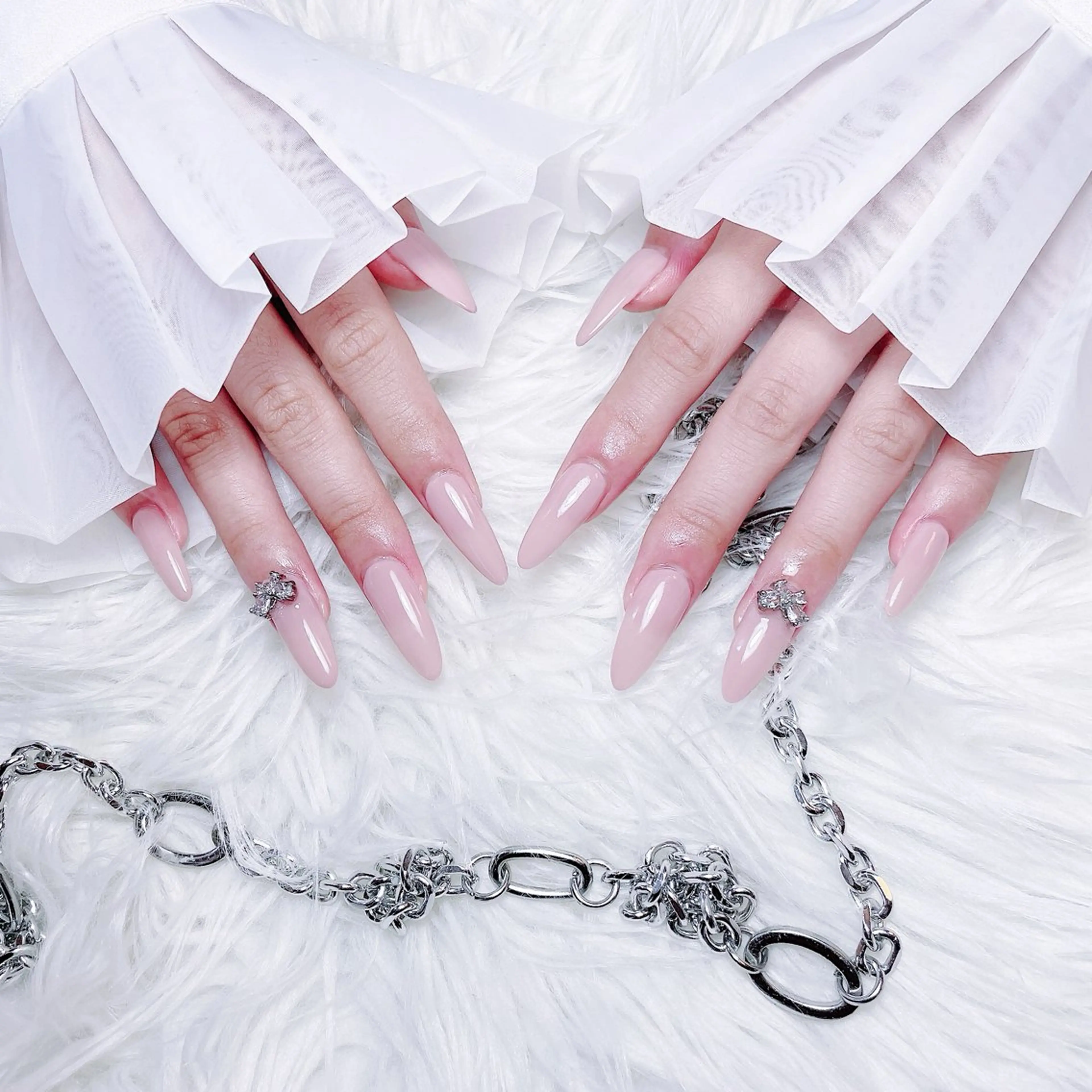 ネイル ハンドネイル 🩵Yun nail Salon 🩵のネイルデザイン